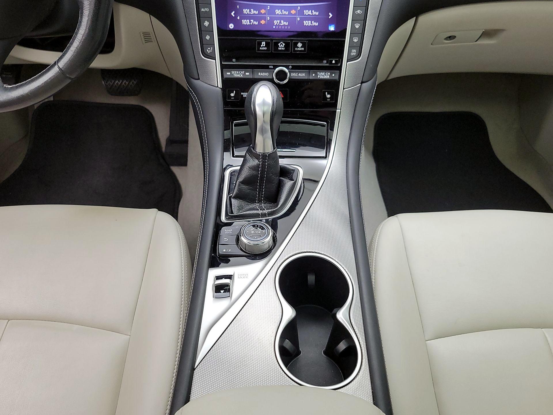 Thumbnail: 2017 INFINITI Q50 - 18