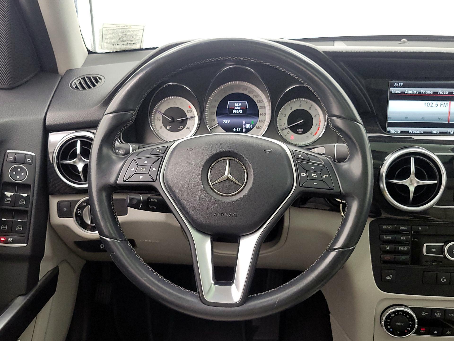 Thumbnail: 2015 Mercedes-Benz GLK - 10