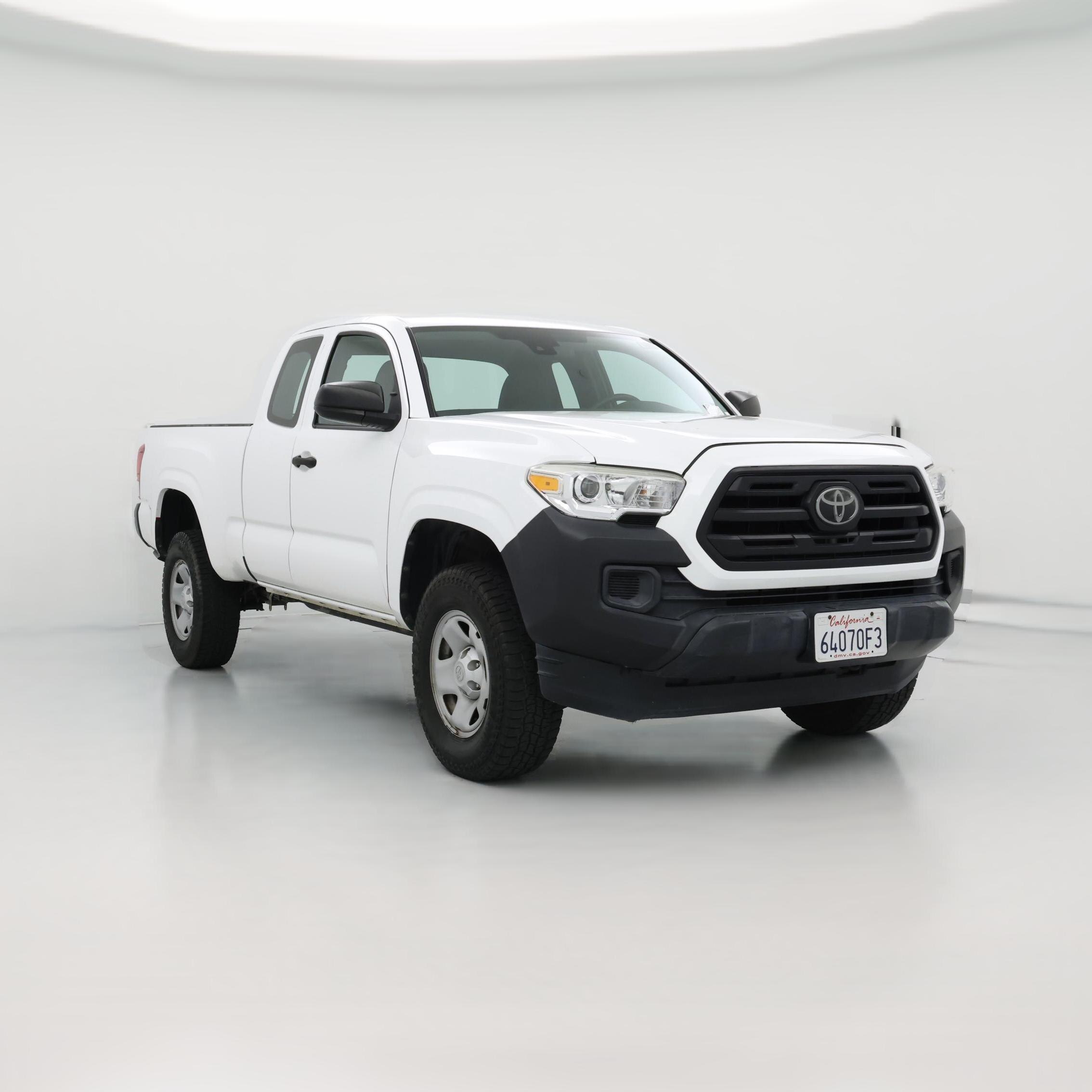 Thumbnail: 2018 Toyota Tacoma - 1