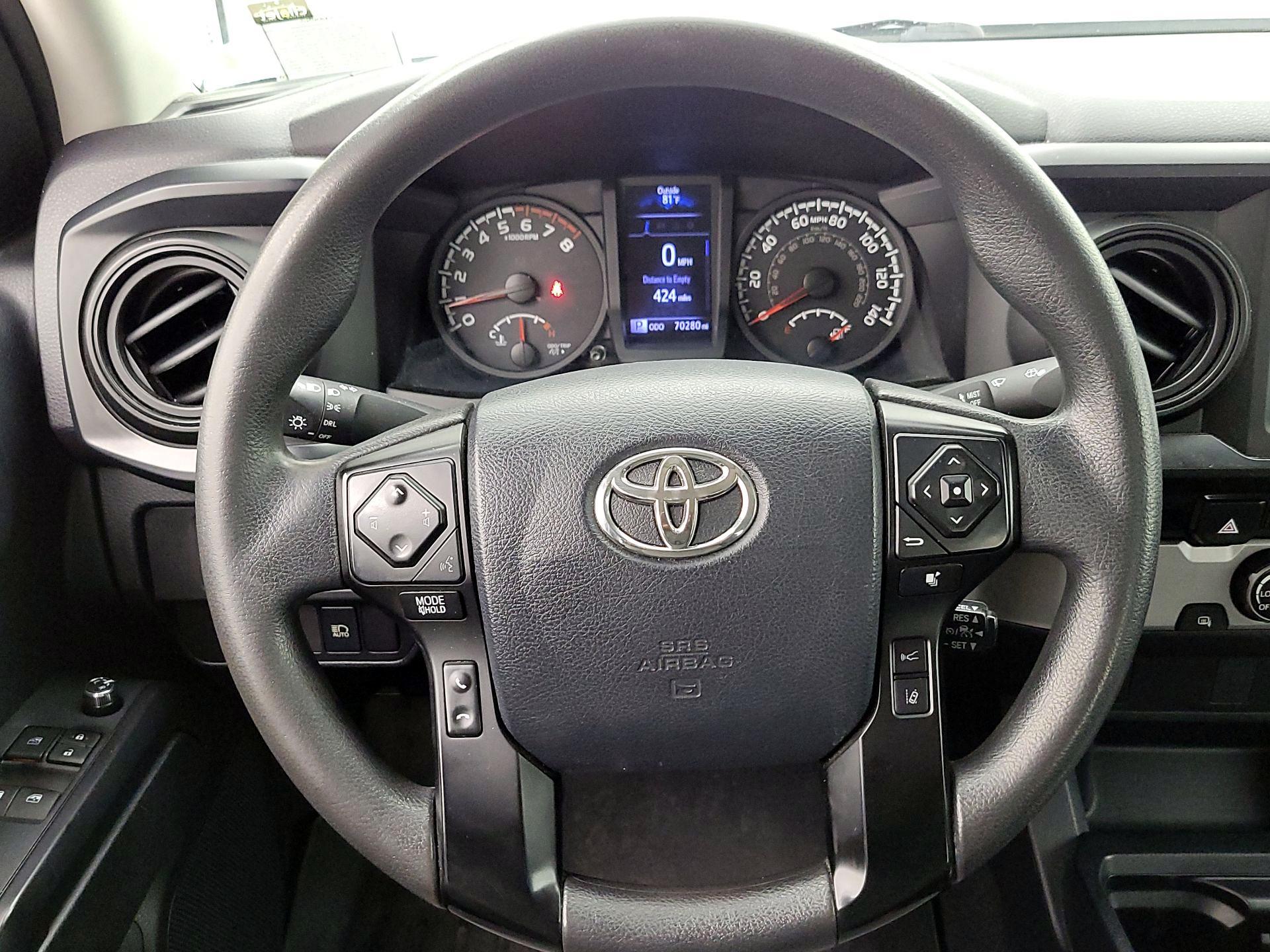 Thumbnail: 2018 Toyota Tacoma - 10