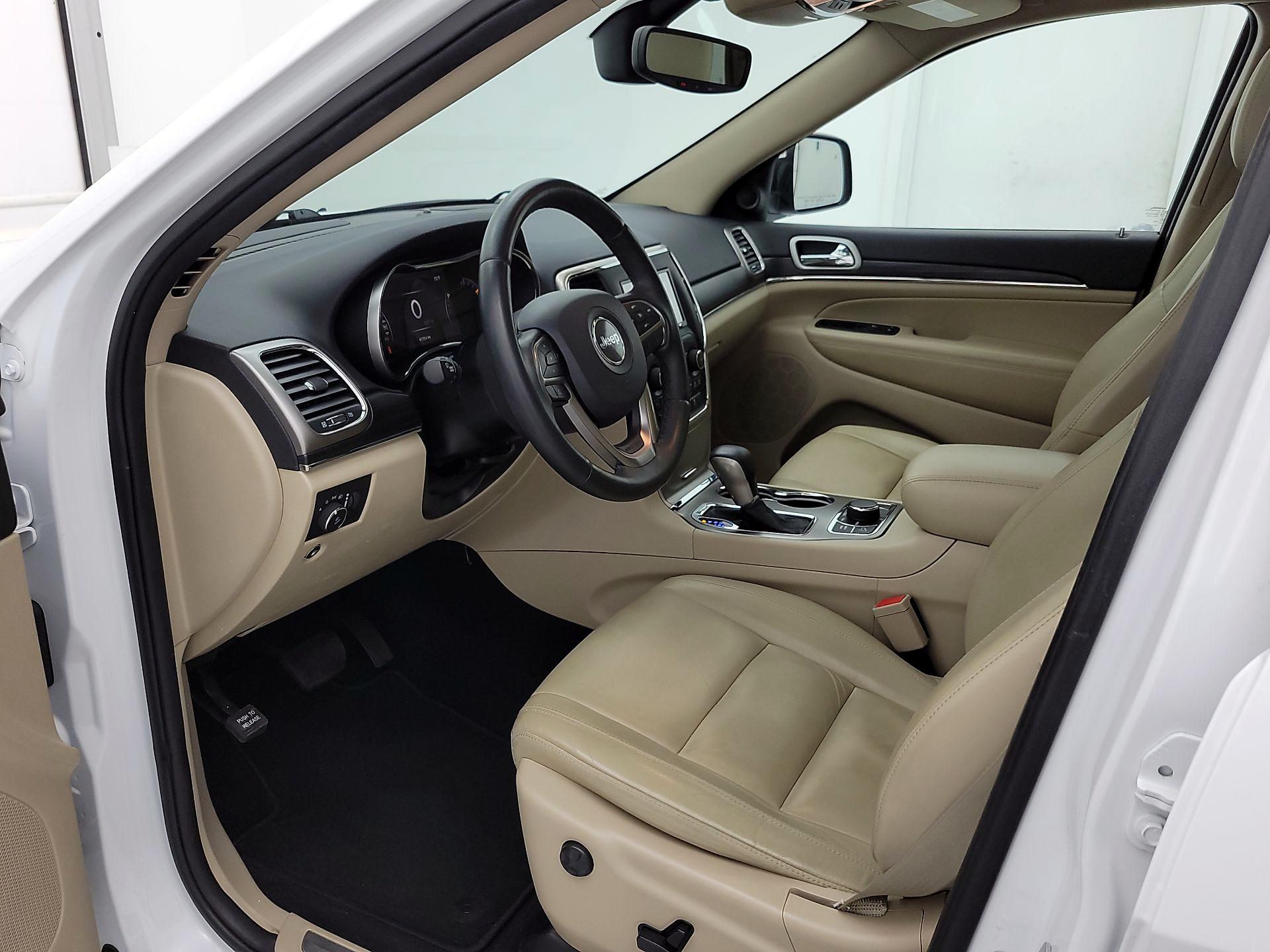Thumbnail: 2019 Jeep Grand Cherokee - 11