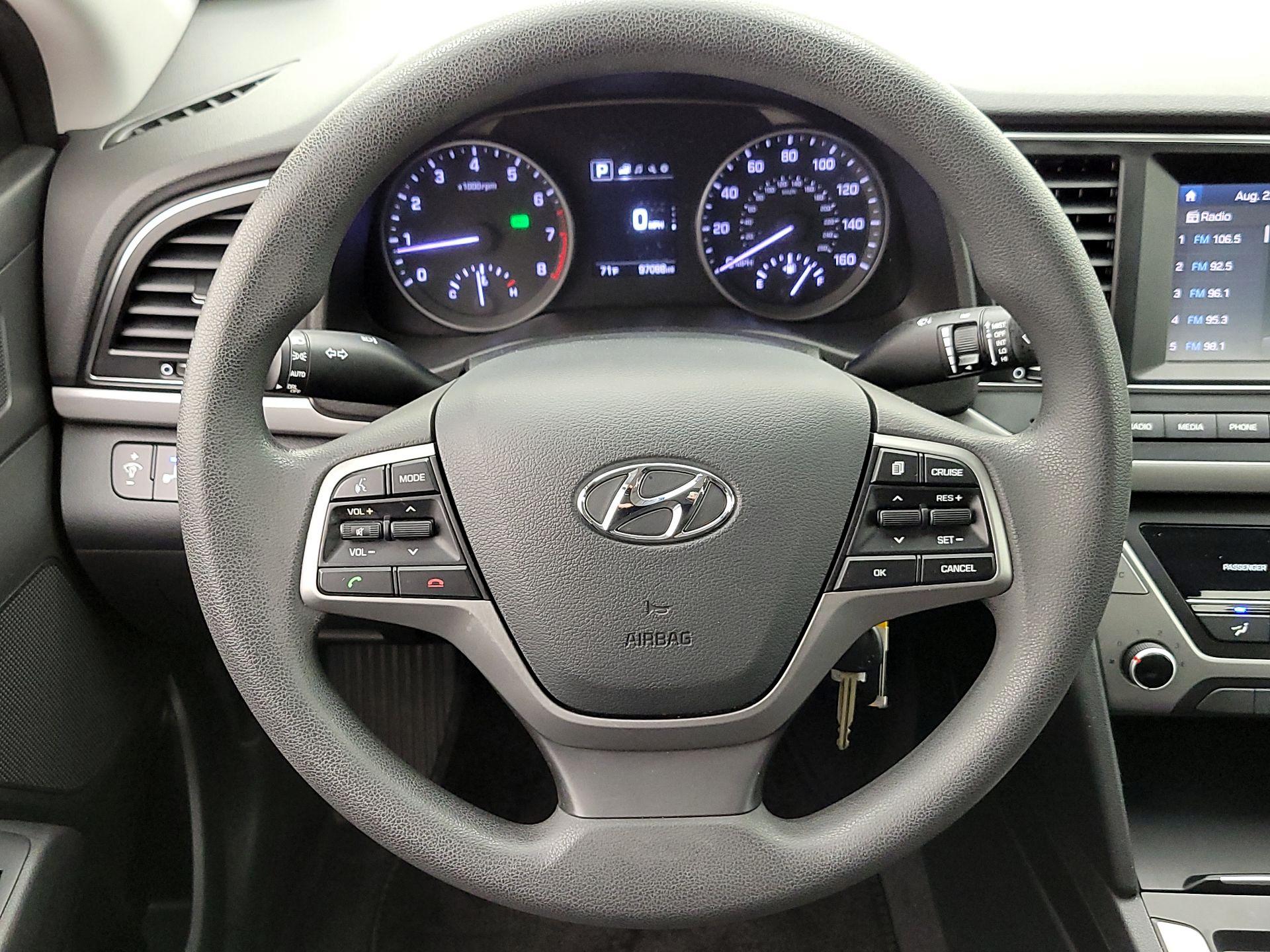 Thumbnail: 2018 Hyundai Elantra - 10