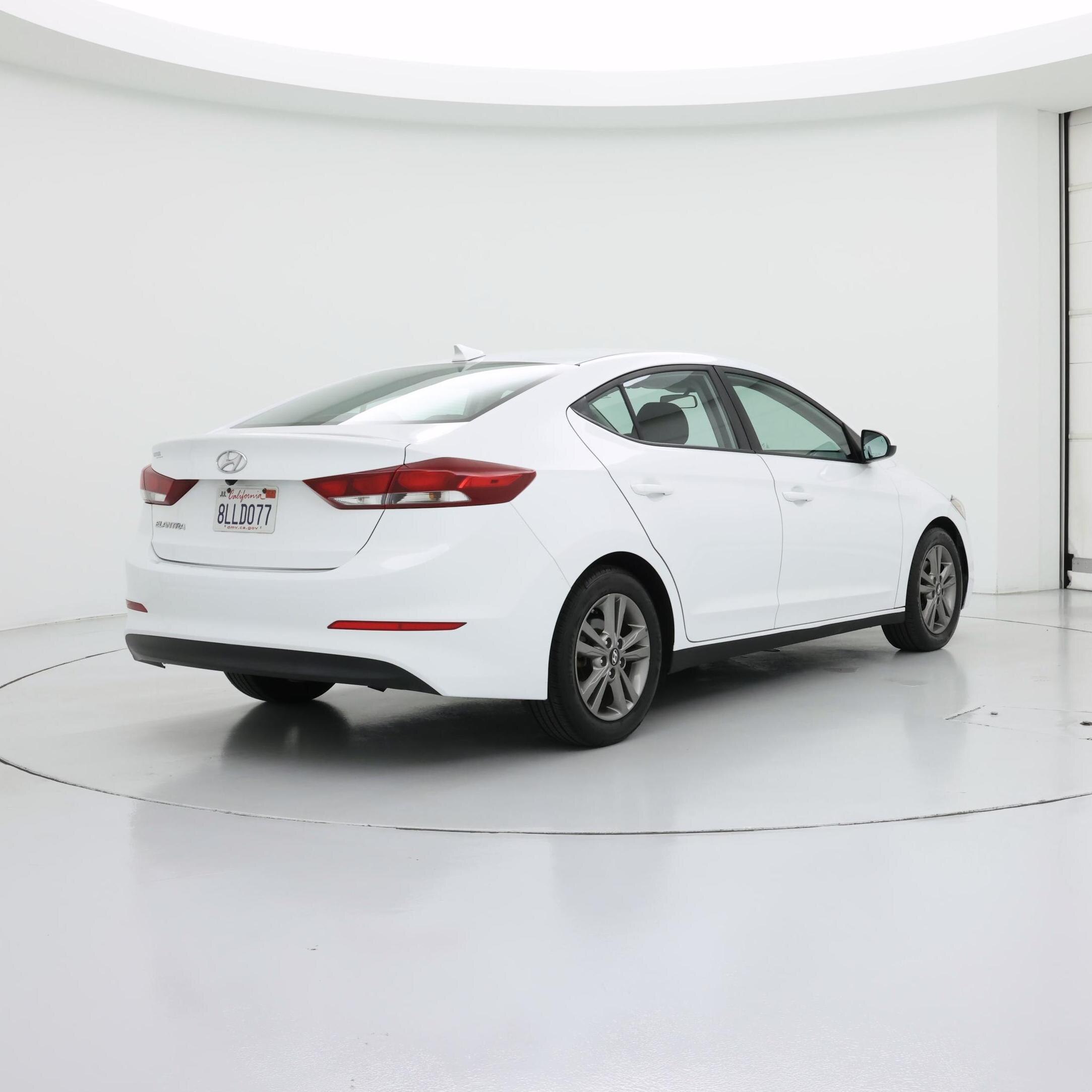 Thumbnail: 2018 Hyundai Elantra - 8