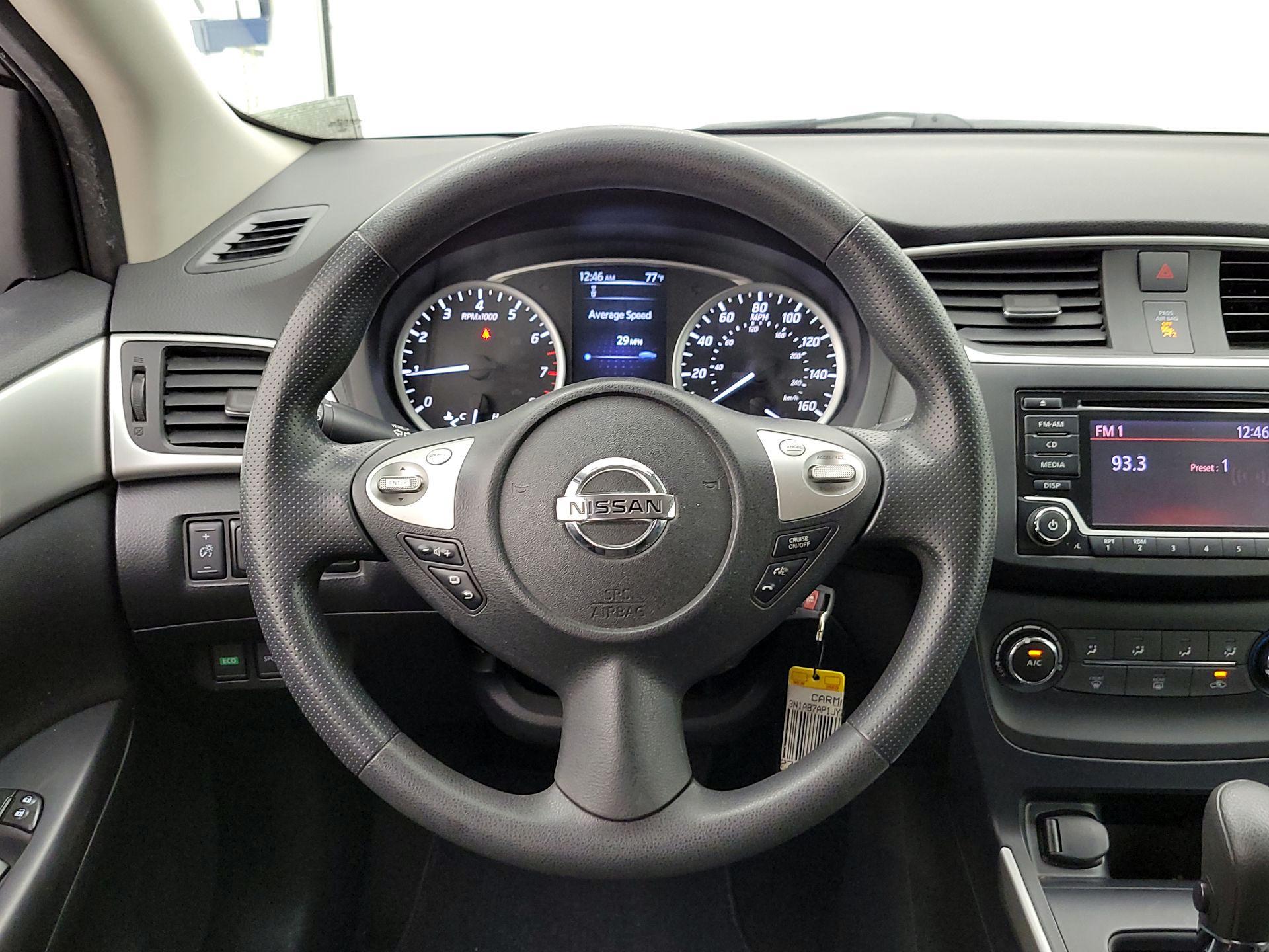 Thumbnail: 2018 Nissan Sentra - 10