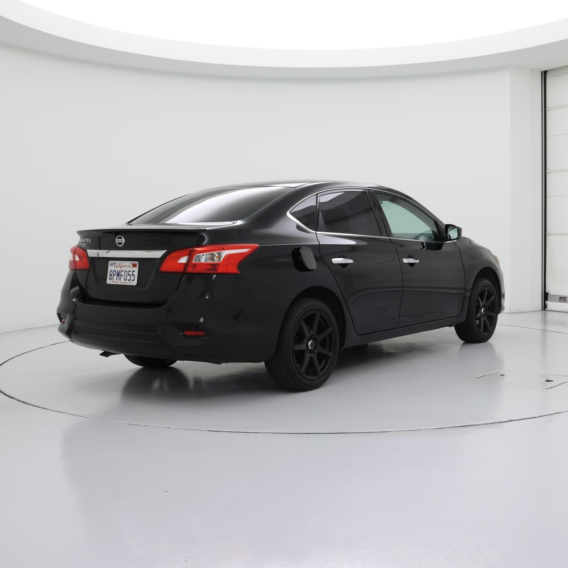 Thumbnail: 2018 Nissan Sentra - 8