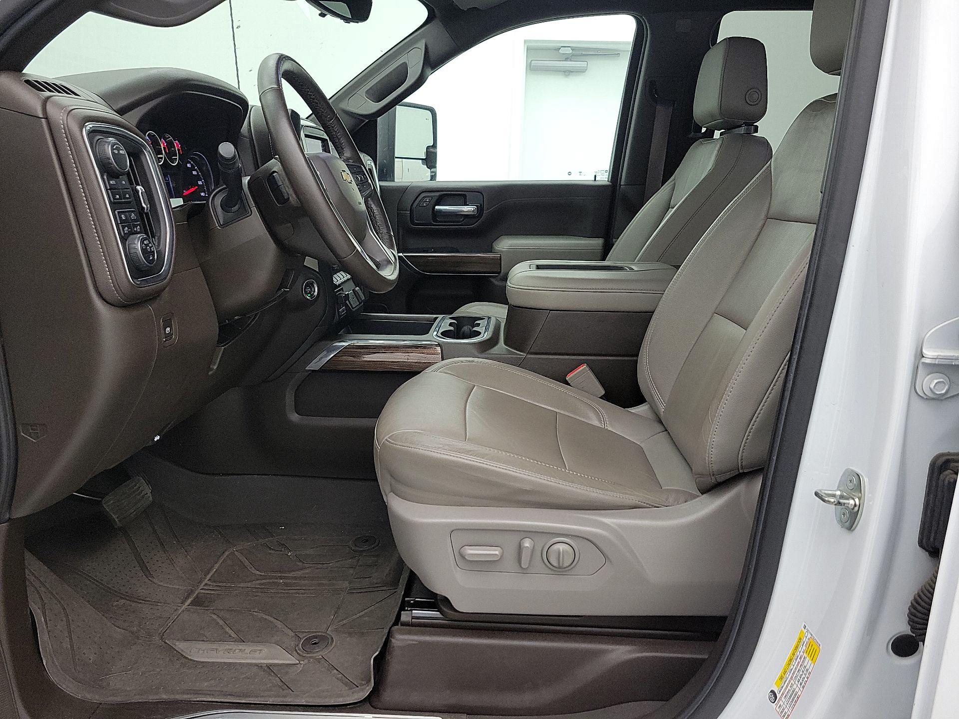 Thumbnail: 2020 Chevrolet Silverado 2500 - 11