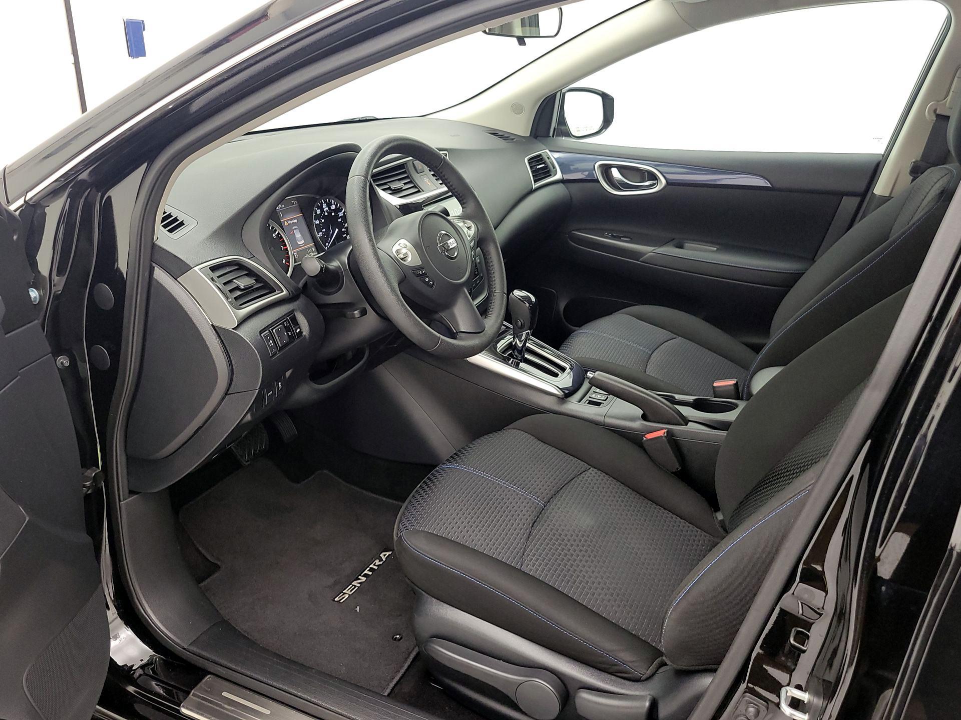Thumbnail: 2019 Nissan Sentra - 11