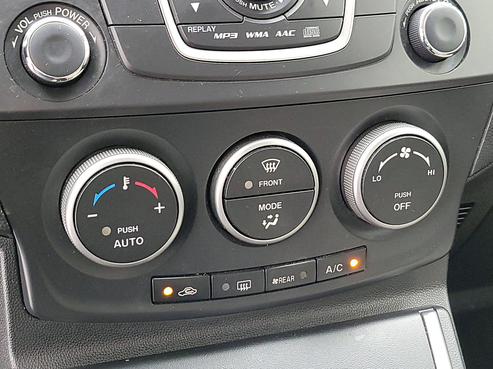 Thumbnail: 2015 Mazda Mazda5 - 15