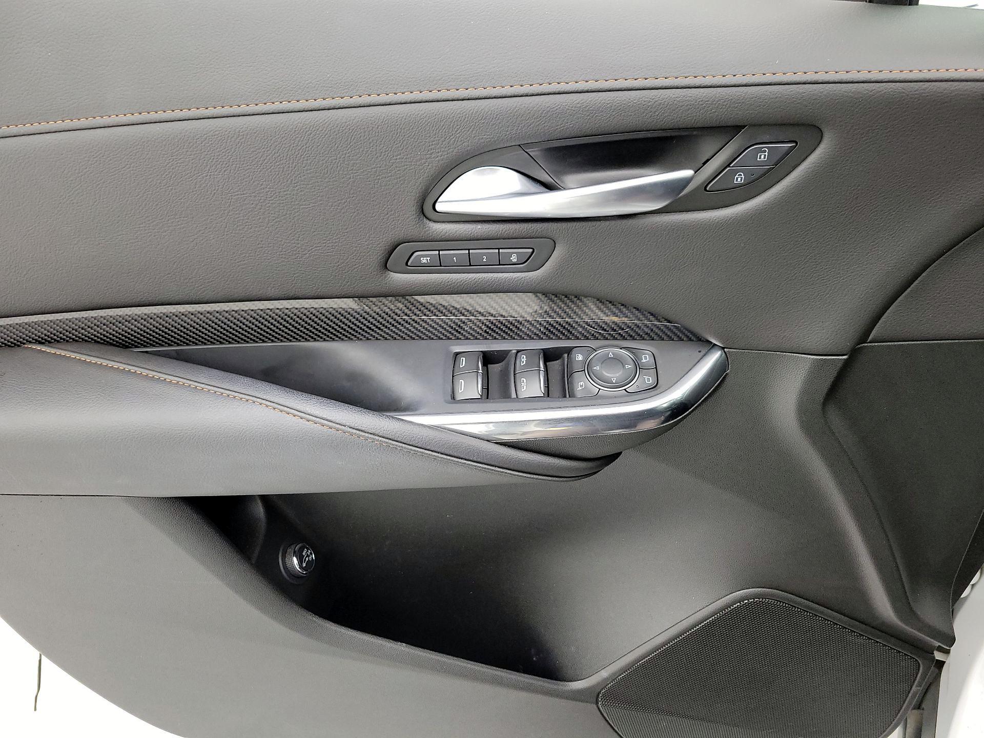 Thumbnail: 2023 Cadillac XT4 - 12