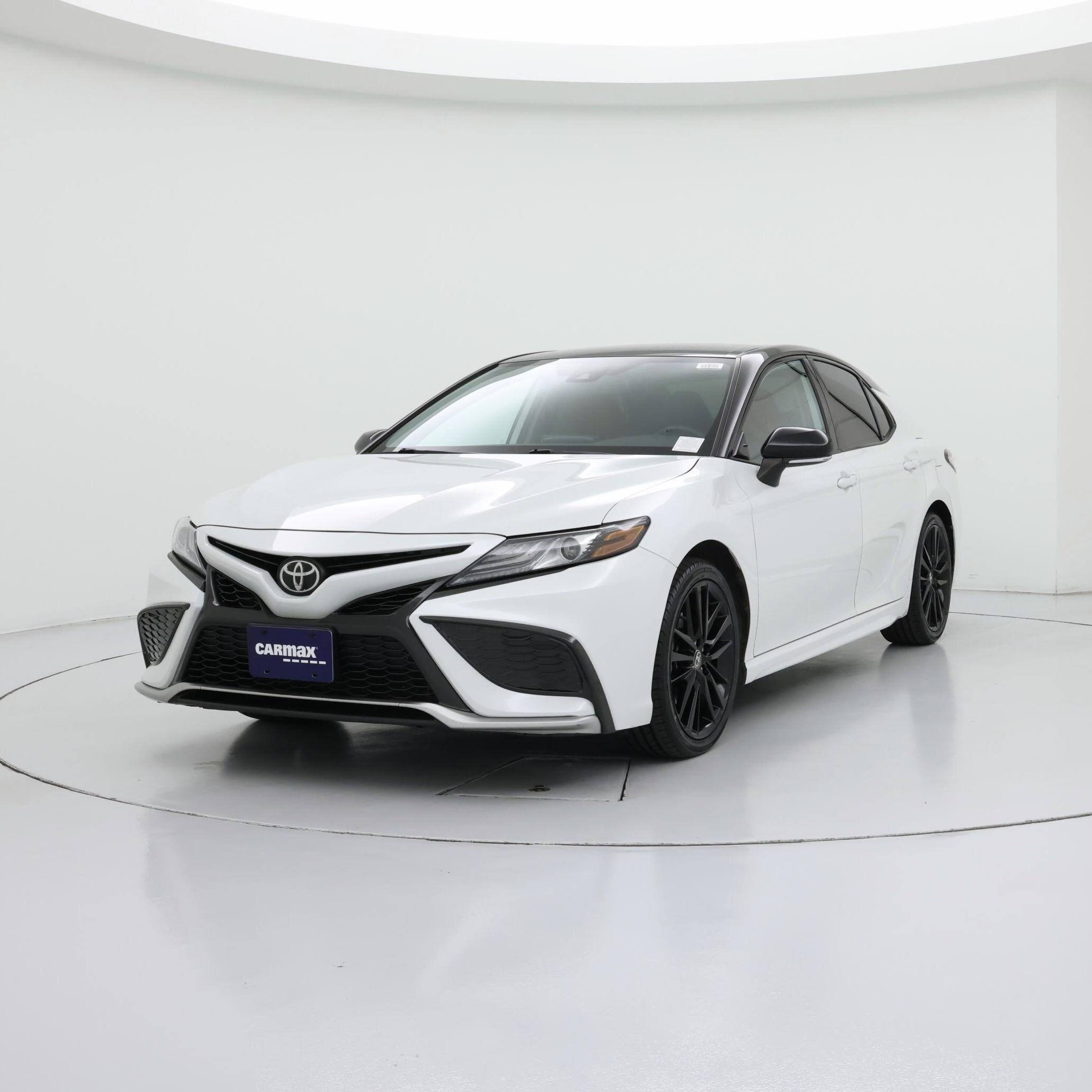 Thumbnail: 2021 Toyota Camry - 4