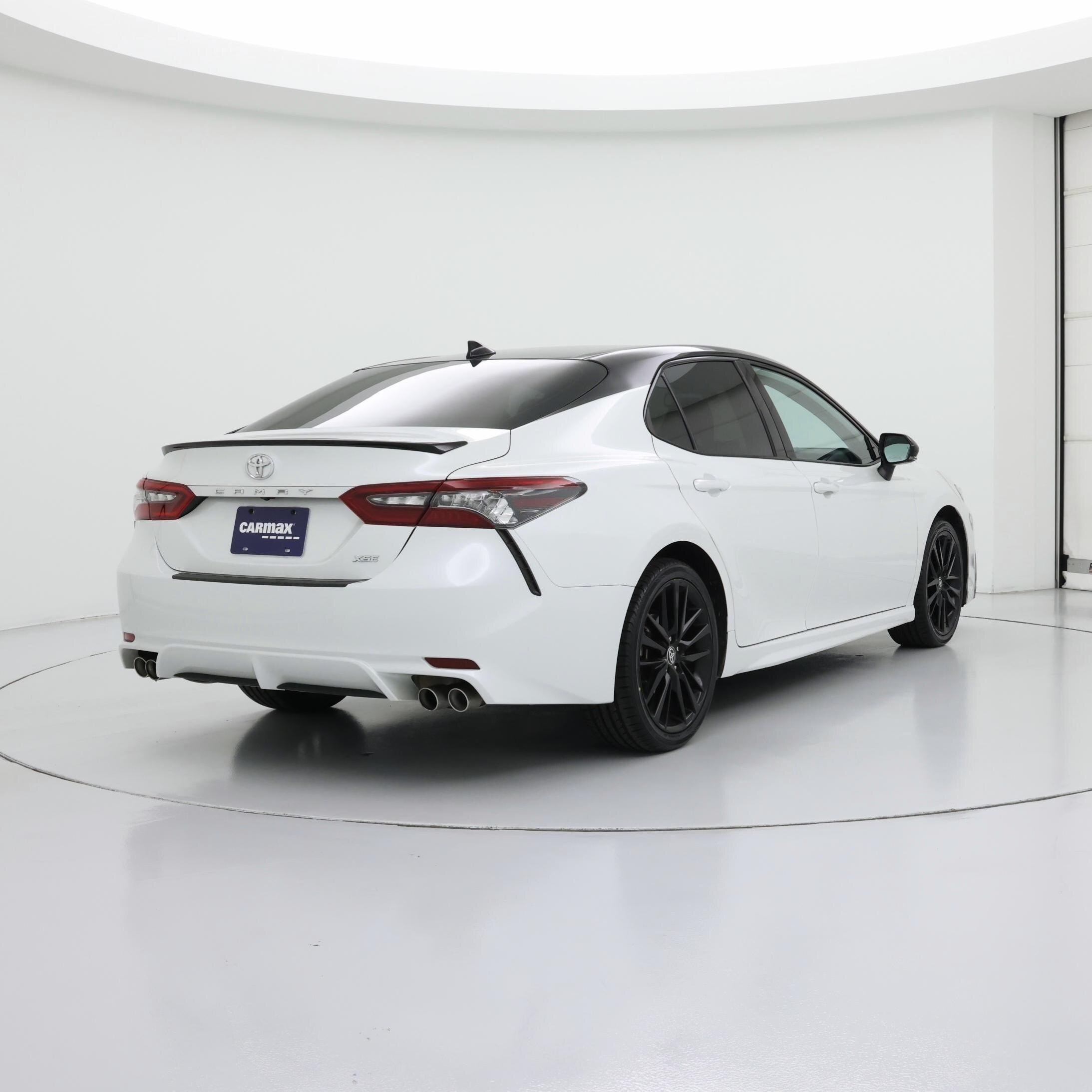 Thumbnail: 2021 Toyota Camry - 8