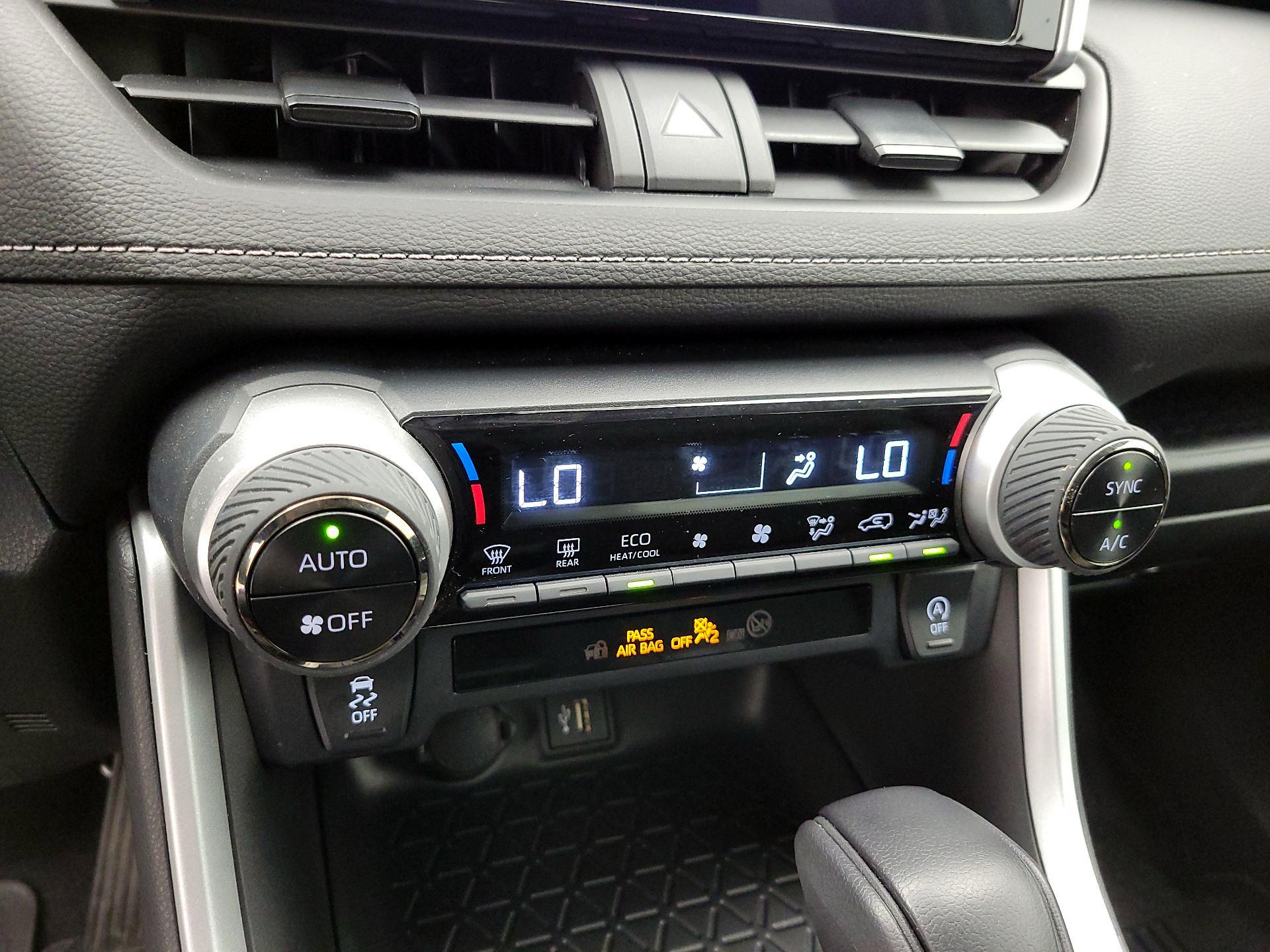 Thumbnail: 2023 Toyota RAV4 - 16