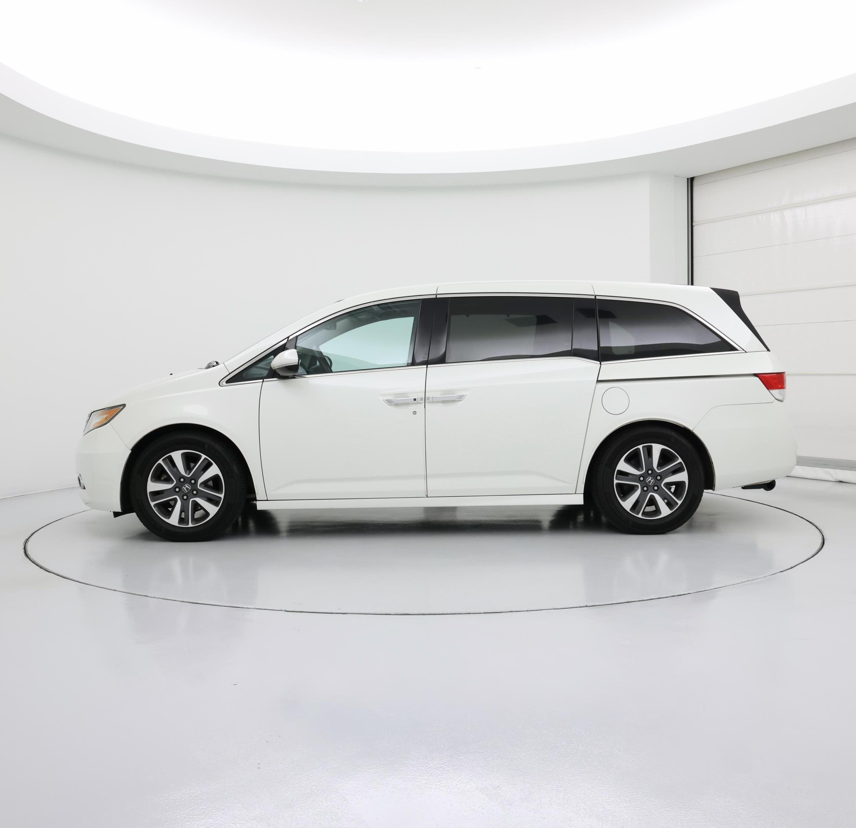 Thumbnail: 2016 Honda Odyssey - 3