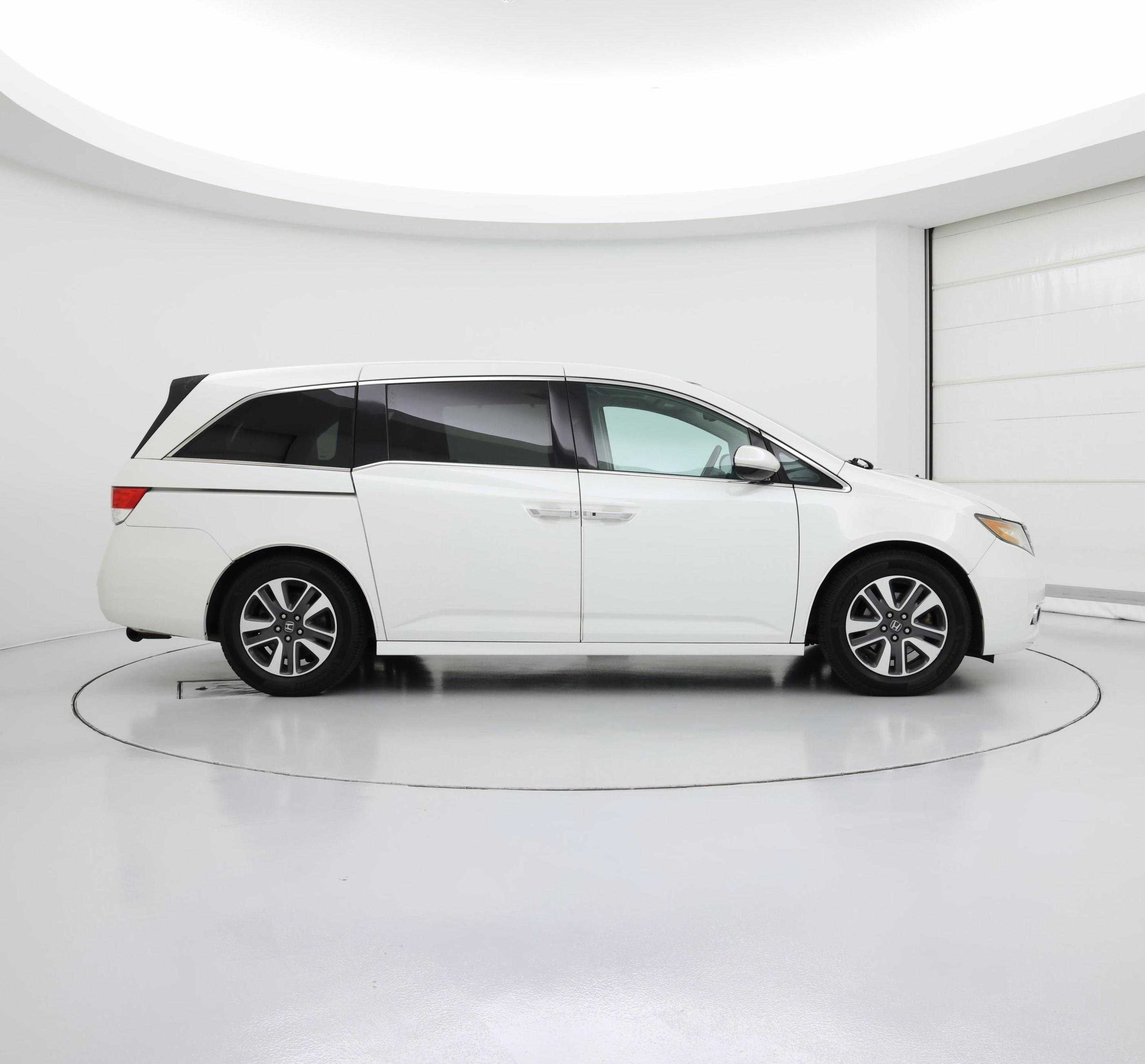 Thumbnail: 2016 Honda Odyssey - 7