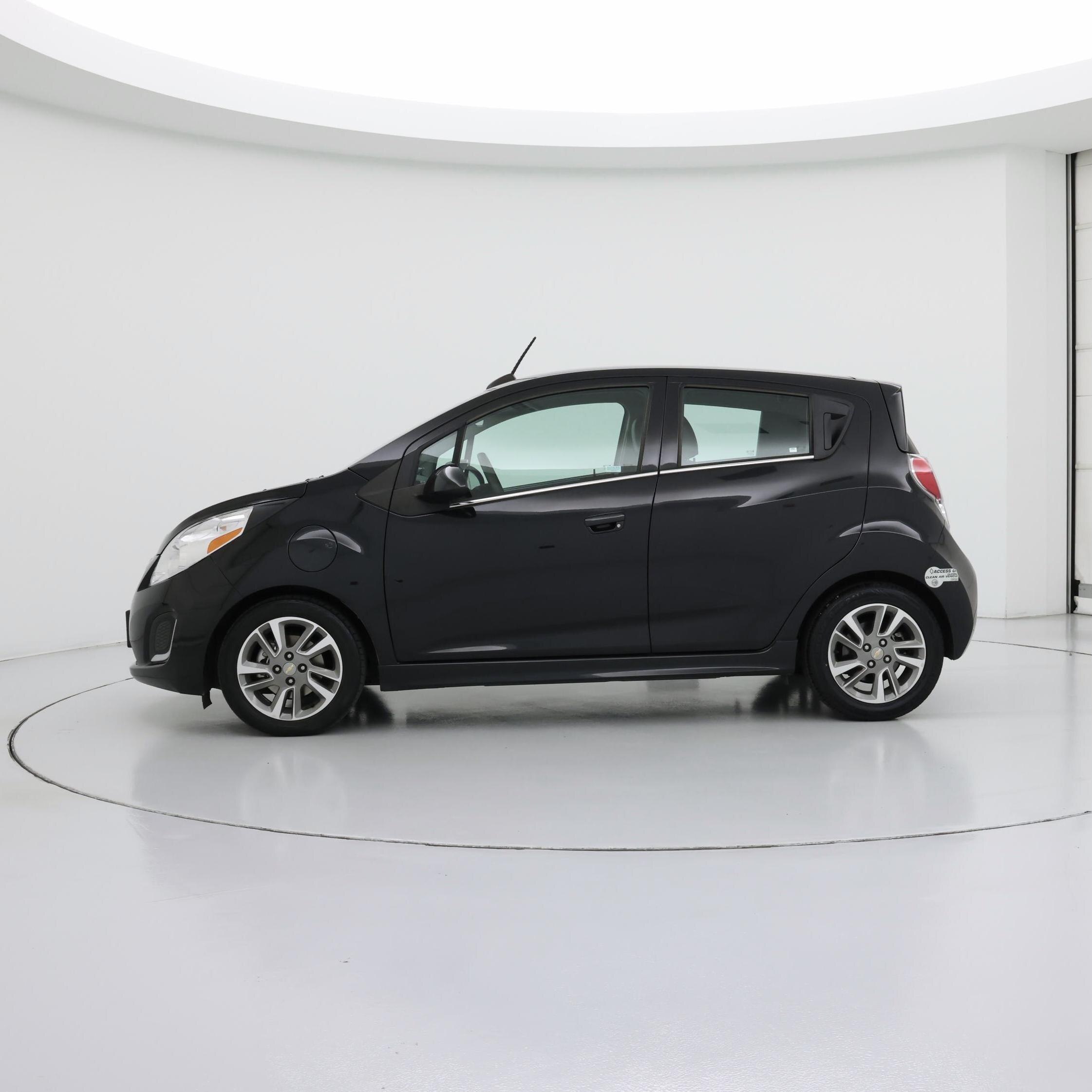 Thumbnail: 2015 Chevrolet Spark - 3