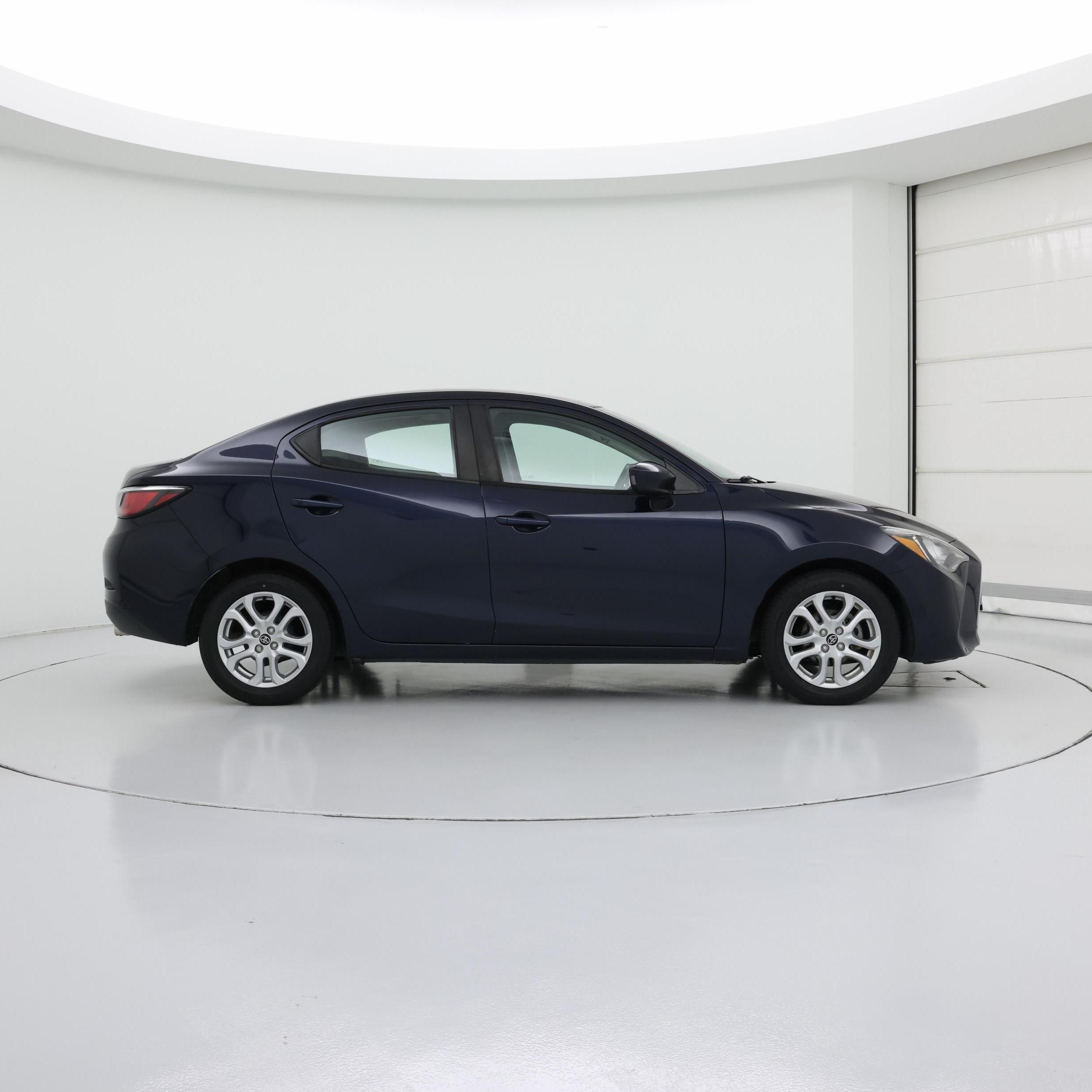 Thumbnail: 2017 Toyota Yaris iA - 7