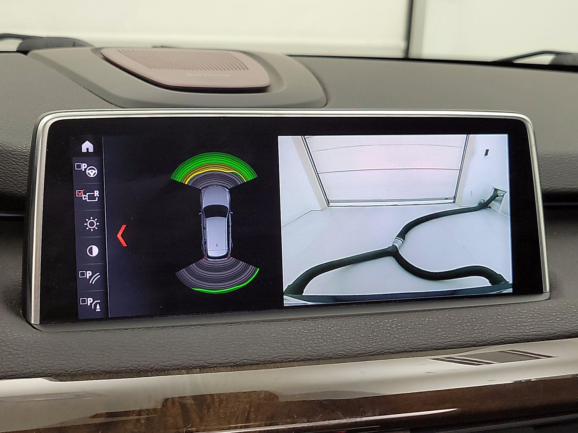 Thumbnail: 2018 BMW X5 - 15