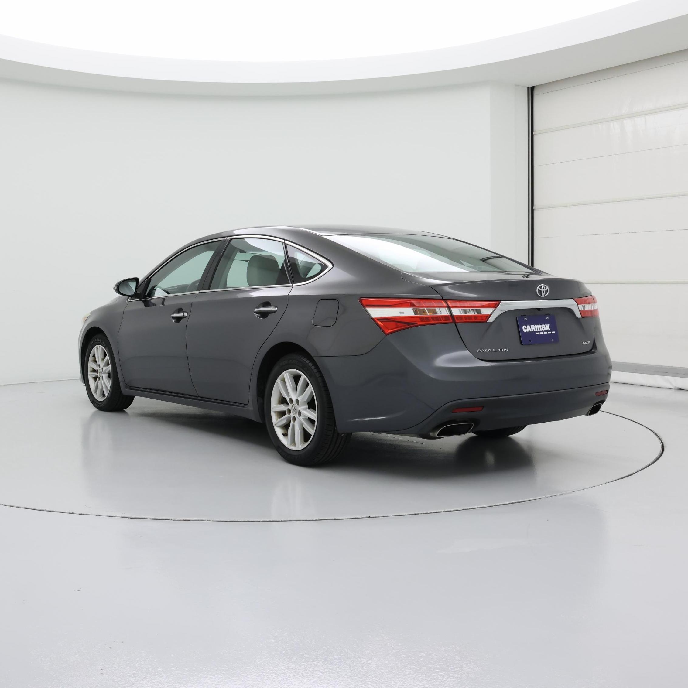 Thumbnail: 2014 Toyota Avalon - 2