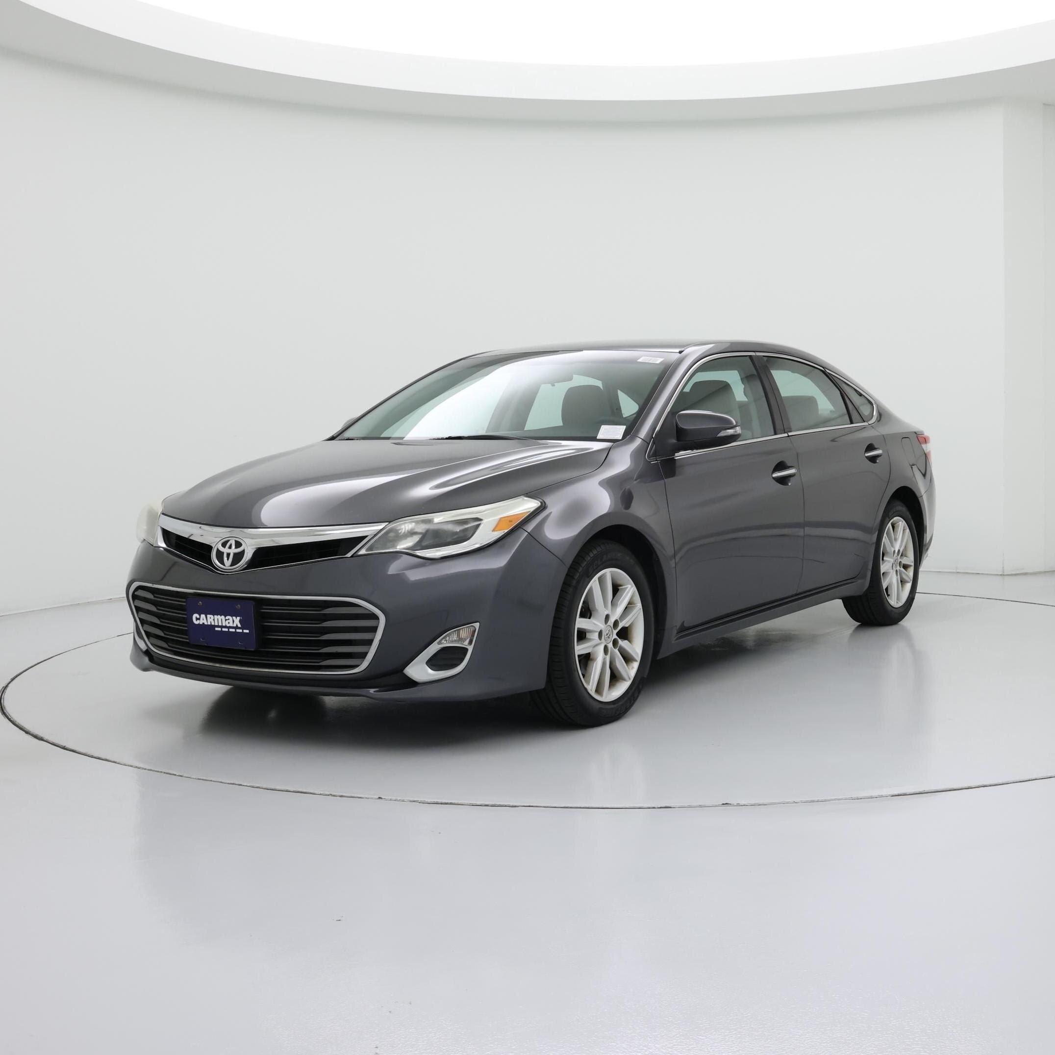 Thumbnail: 2014 Toyota Avalon - 4