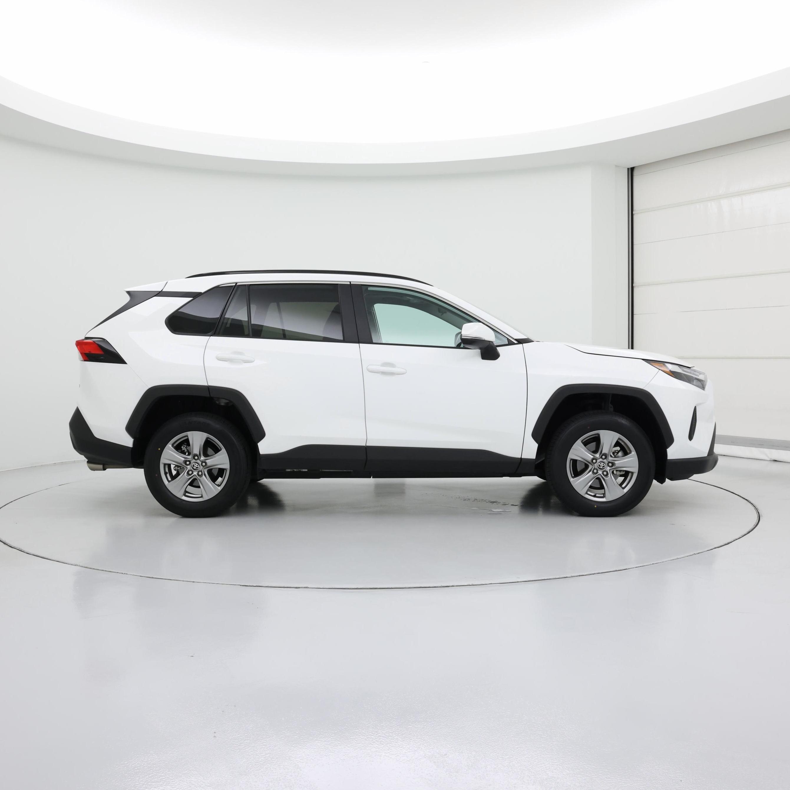 Thumbnail: 2024 Toyota RAV4 - 7