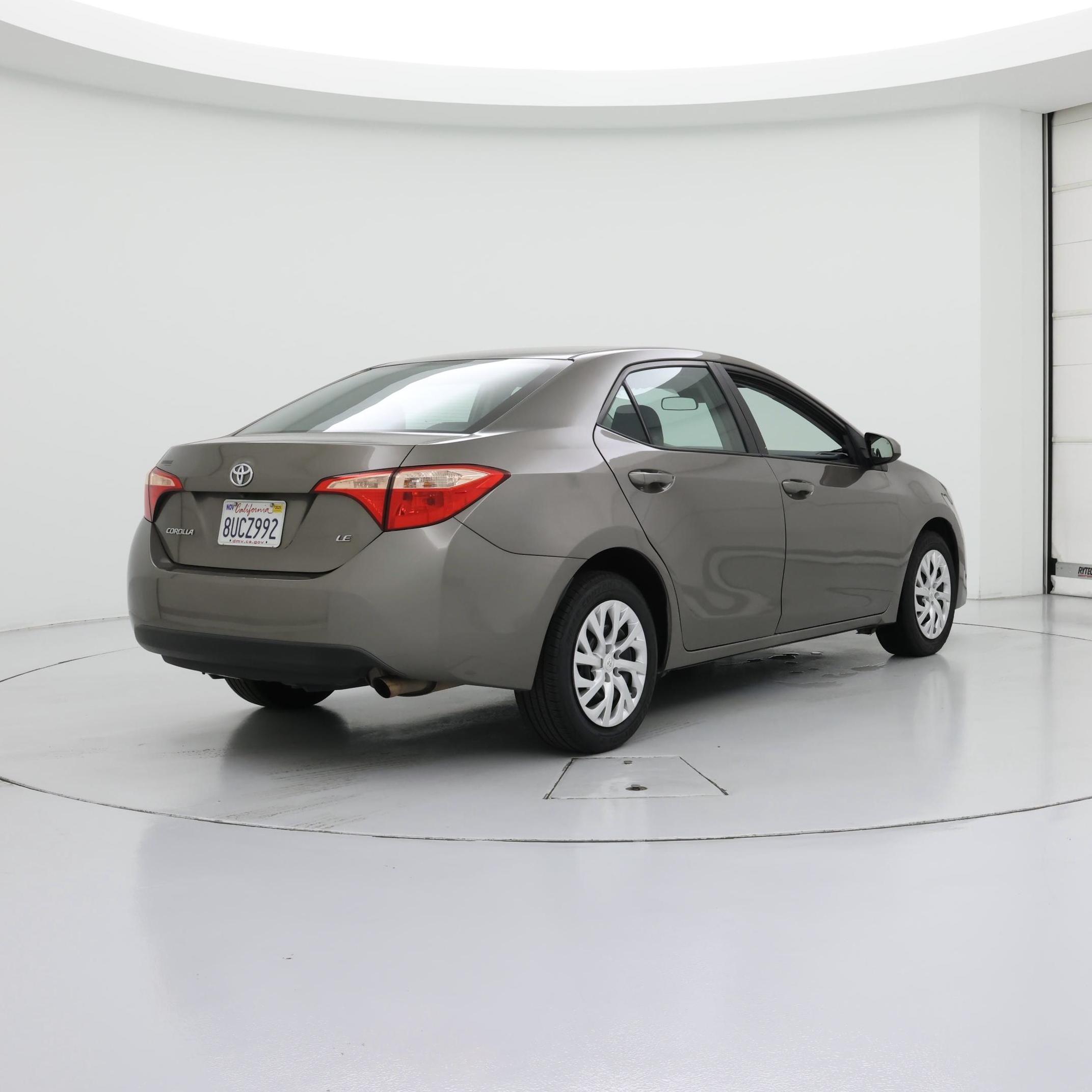 Thumbnail: 2018 Toyota Corolla - 8