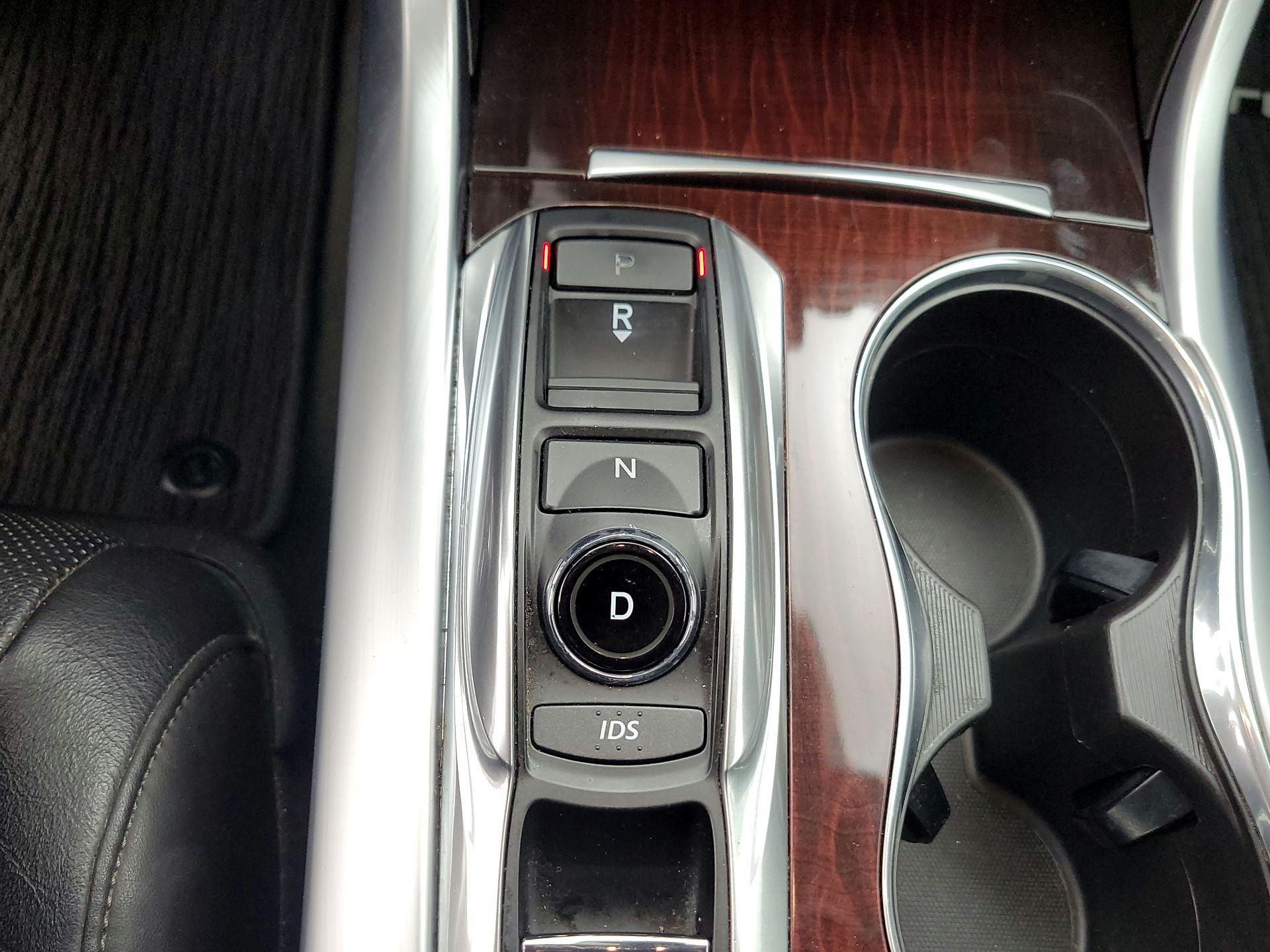Thumbnail: 2015 Acura TLX - 18