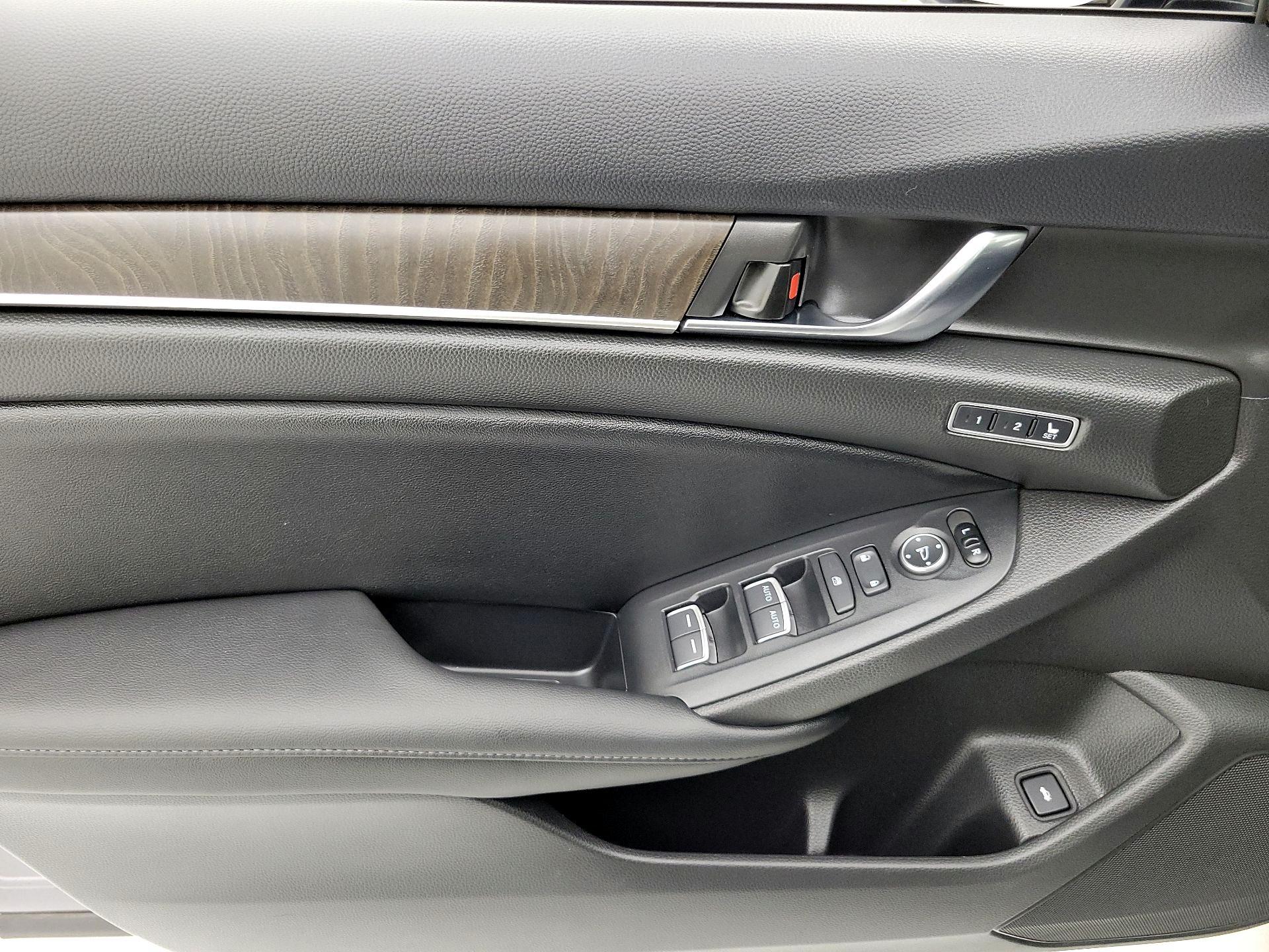 Thumbnail: 2021 Honda Accord - 12