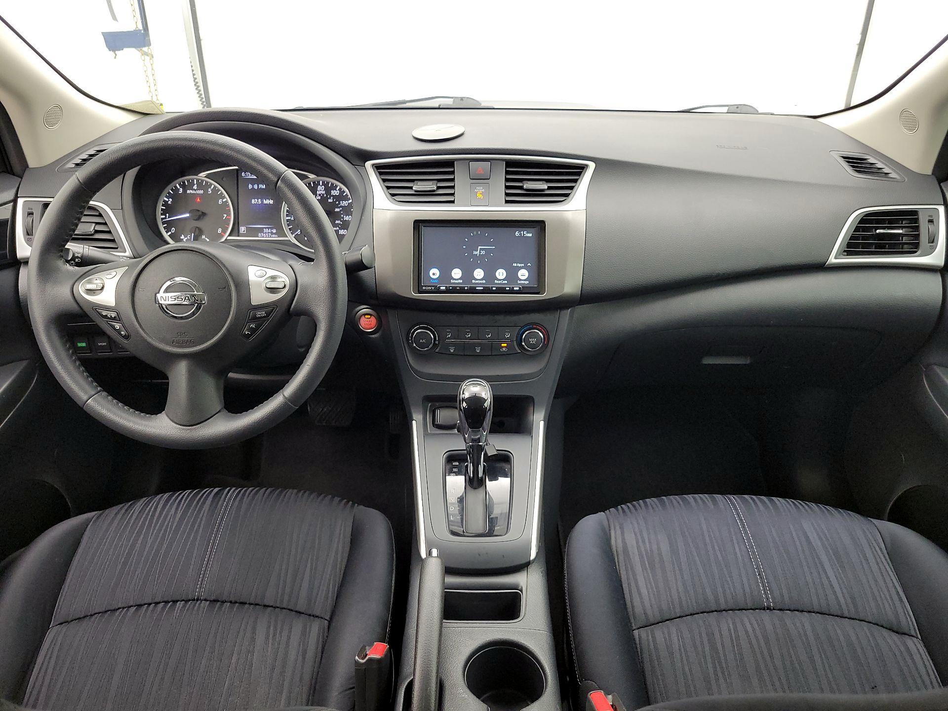 Thumbnail: 2016 Nissan Sentra - 9