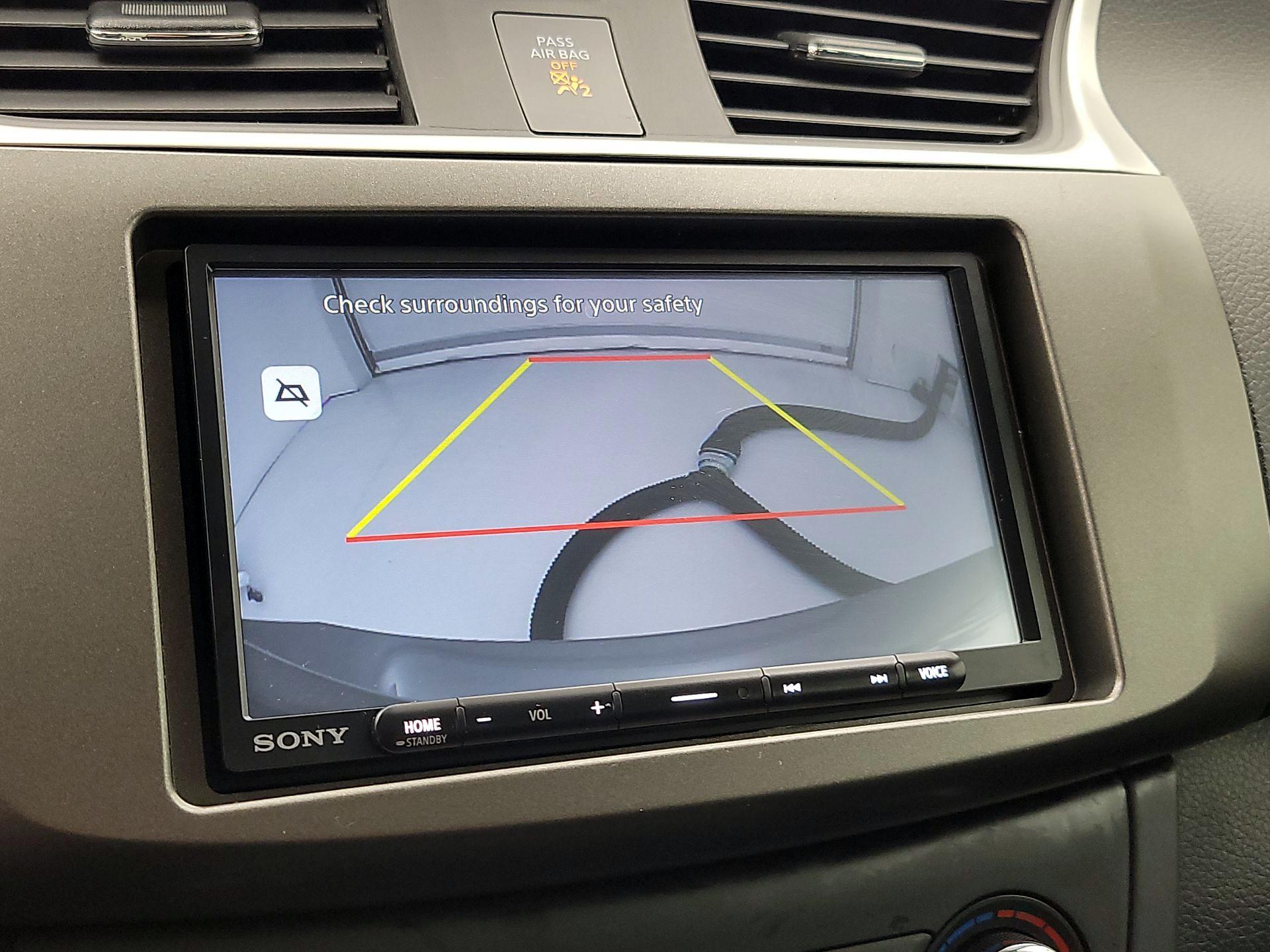 Thumbnail: 2016 Nissan Sentra - 14