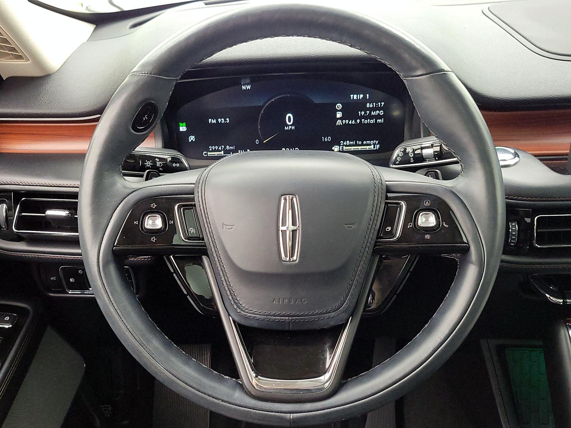 Thumbnail: 2023 Lincoln Aviator - 10