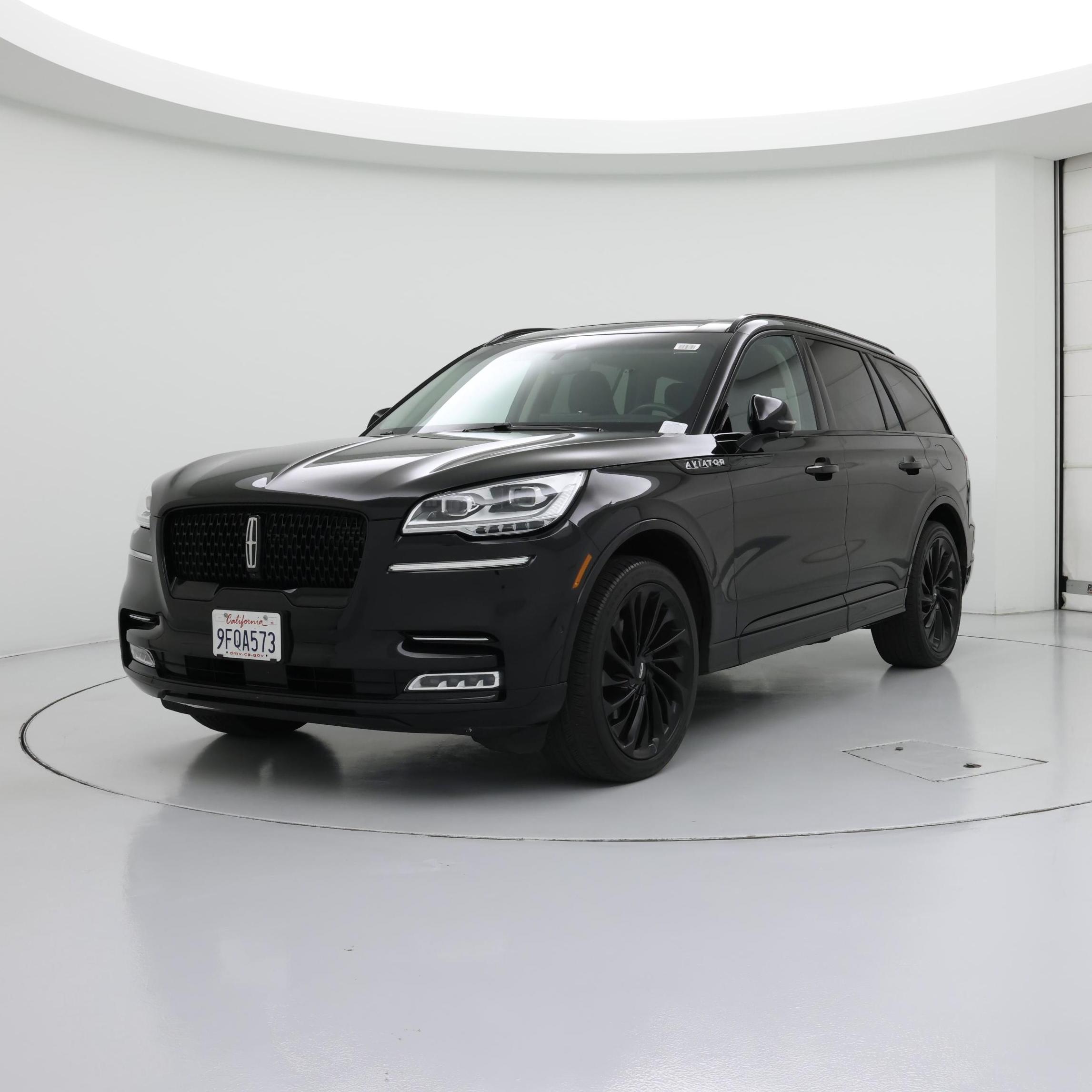 Thumbnail: 2023 Lincoln Aviator - 4