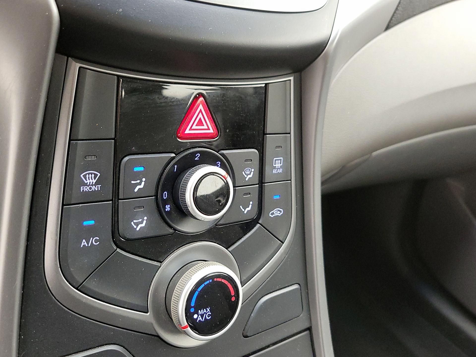 Thumbnail: 2016 Hyundai Elantra - 15