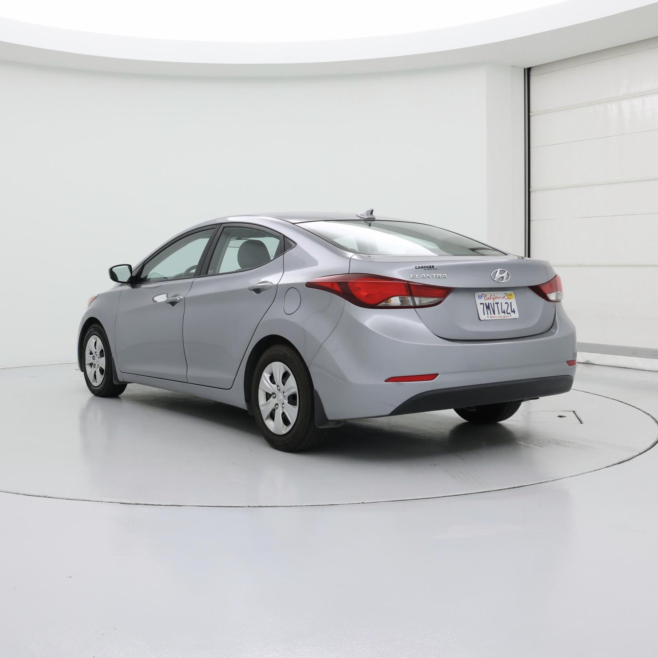 Thumbnail: 2016 Hyundai Elantra - 2