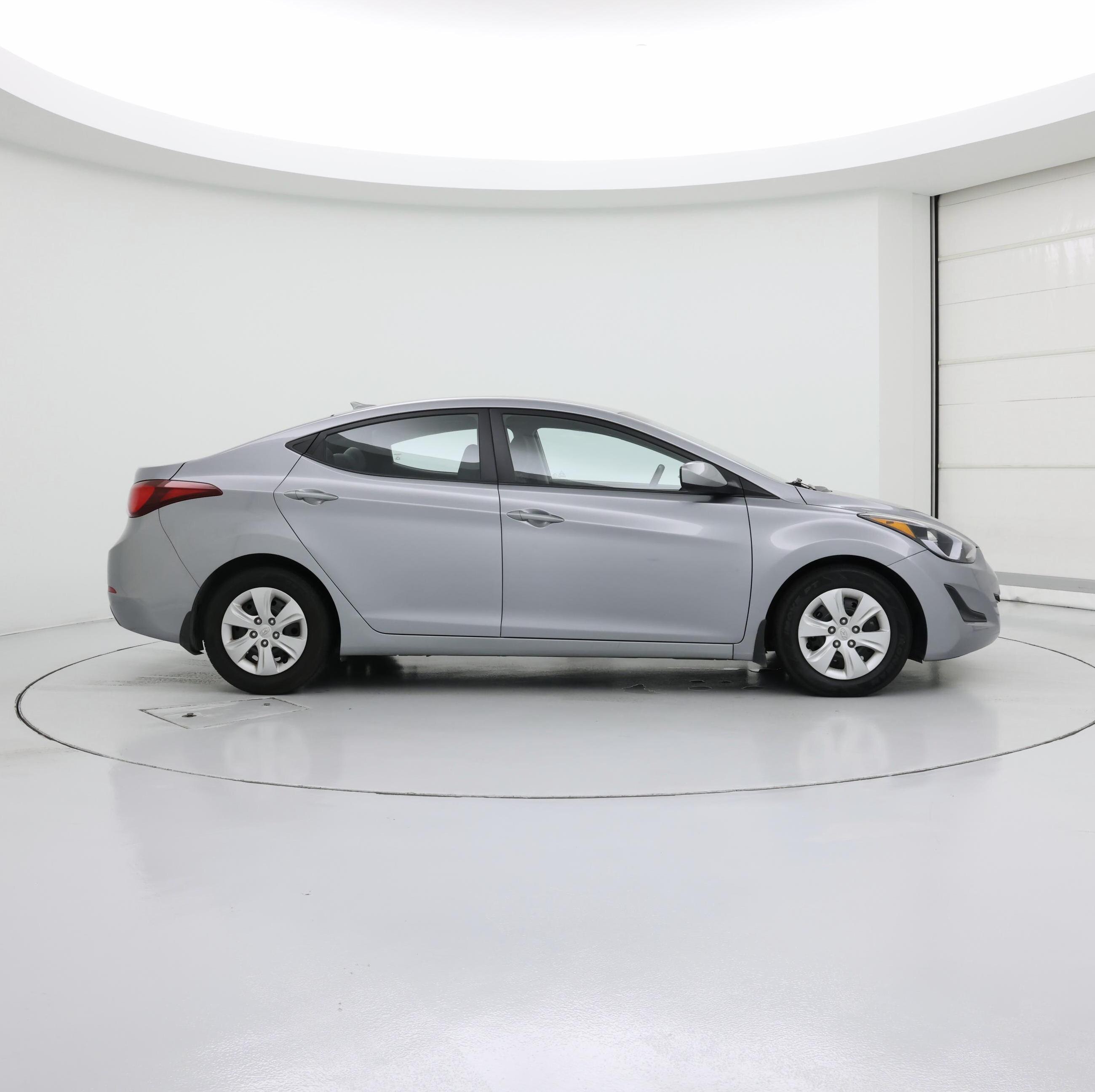 Thumbnail: 2016 Hyundai Elantra - 7