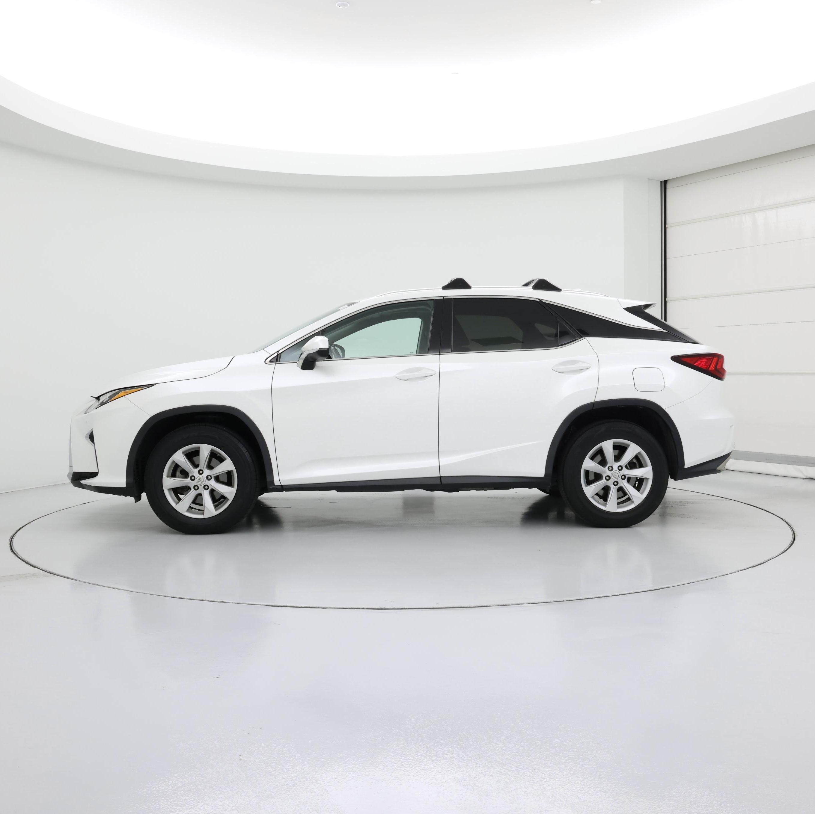 Thumbnail: 2017 Lexus RX - 3