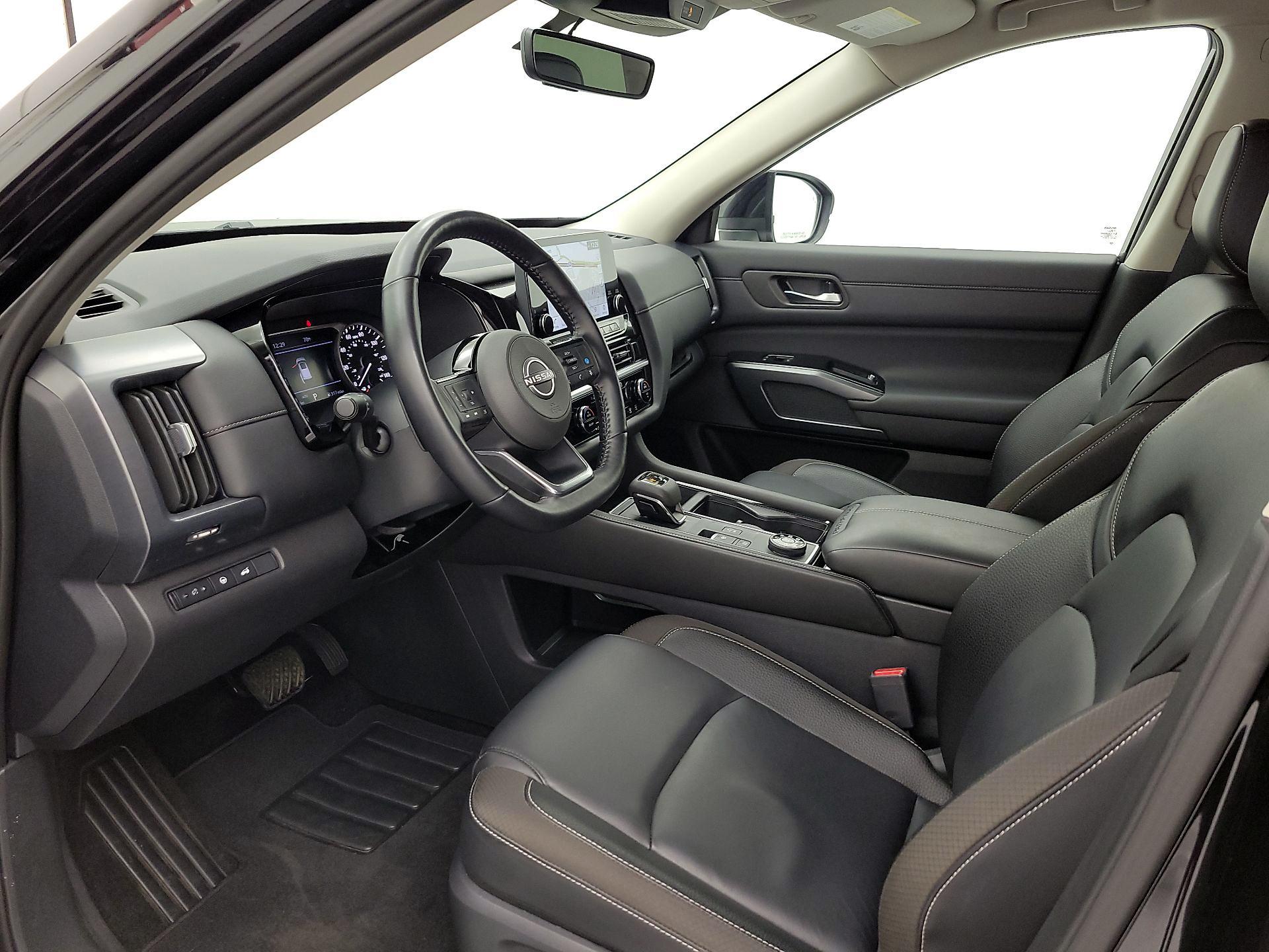 Thumbnail: 2025 Nissan Pathfinder - 11