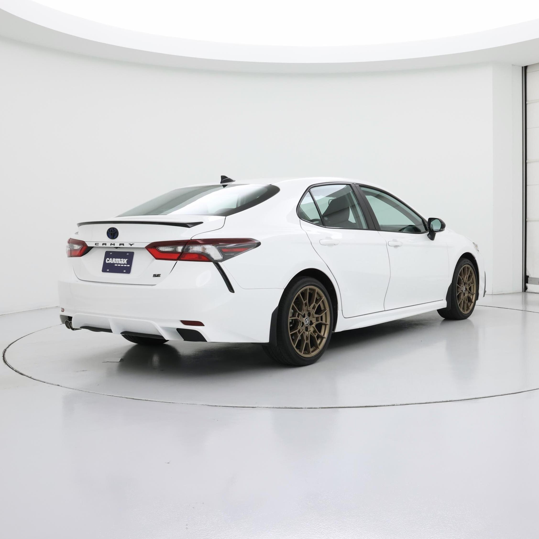 Thumbnail: 2024 Toyota Camry - 8