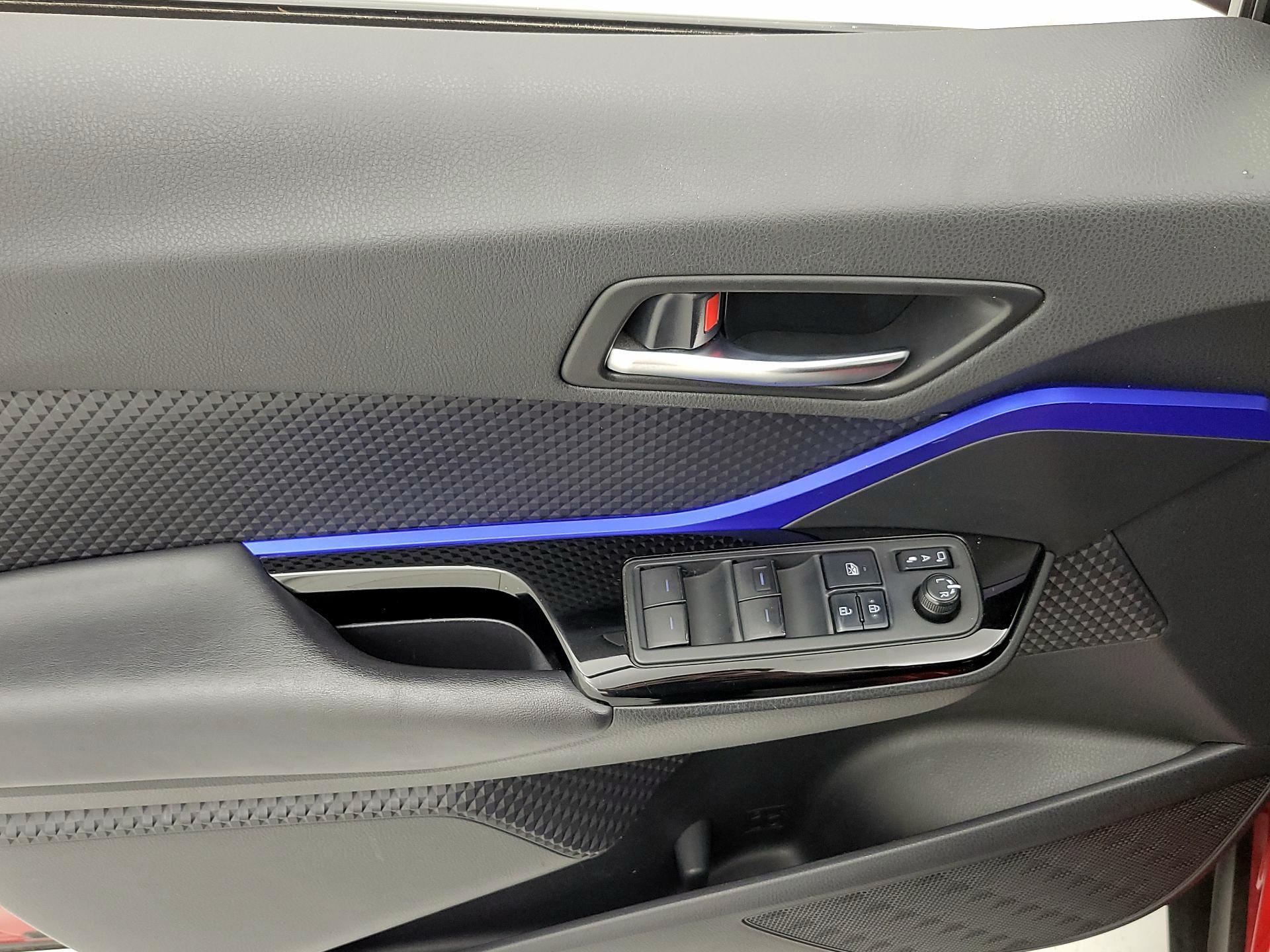 Thumbnail: 2020 Toyota C-HR - 12