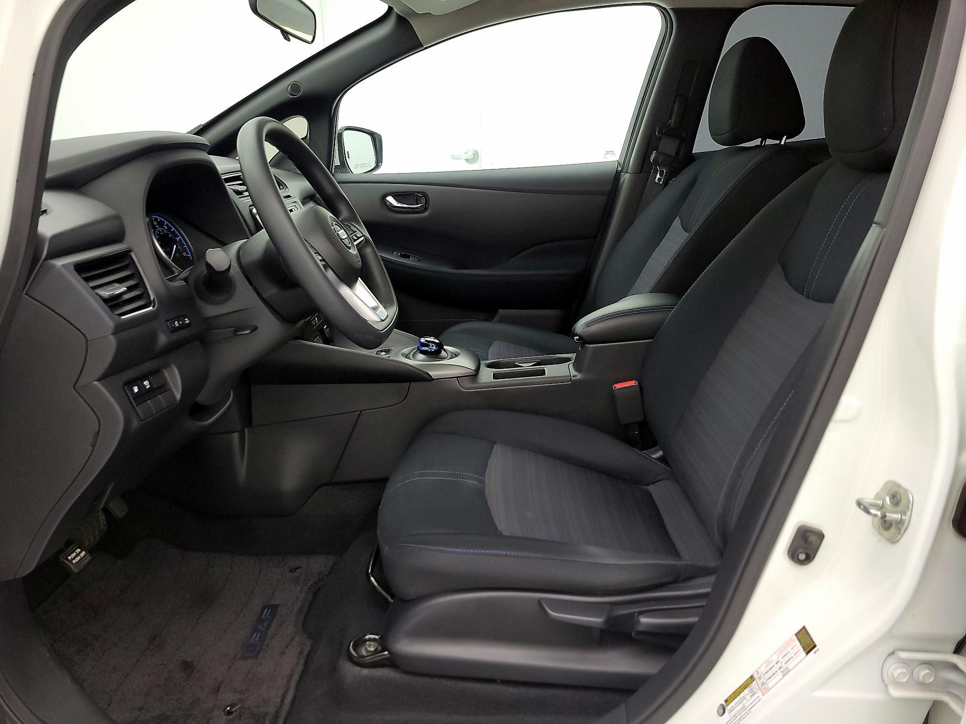 Thumbnail: 2019 Nissan Leaf - 11