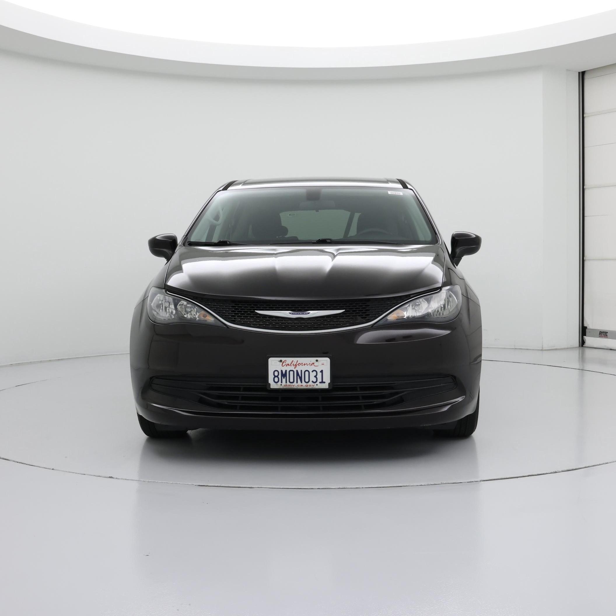 Thumbnail: 2019 Chrysler Pacifica - 5
