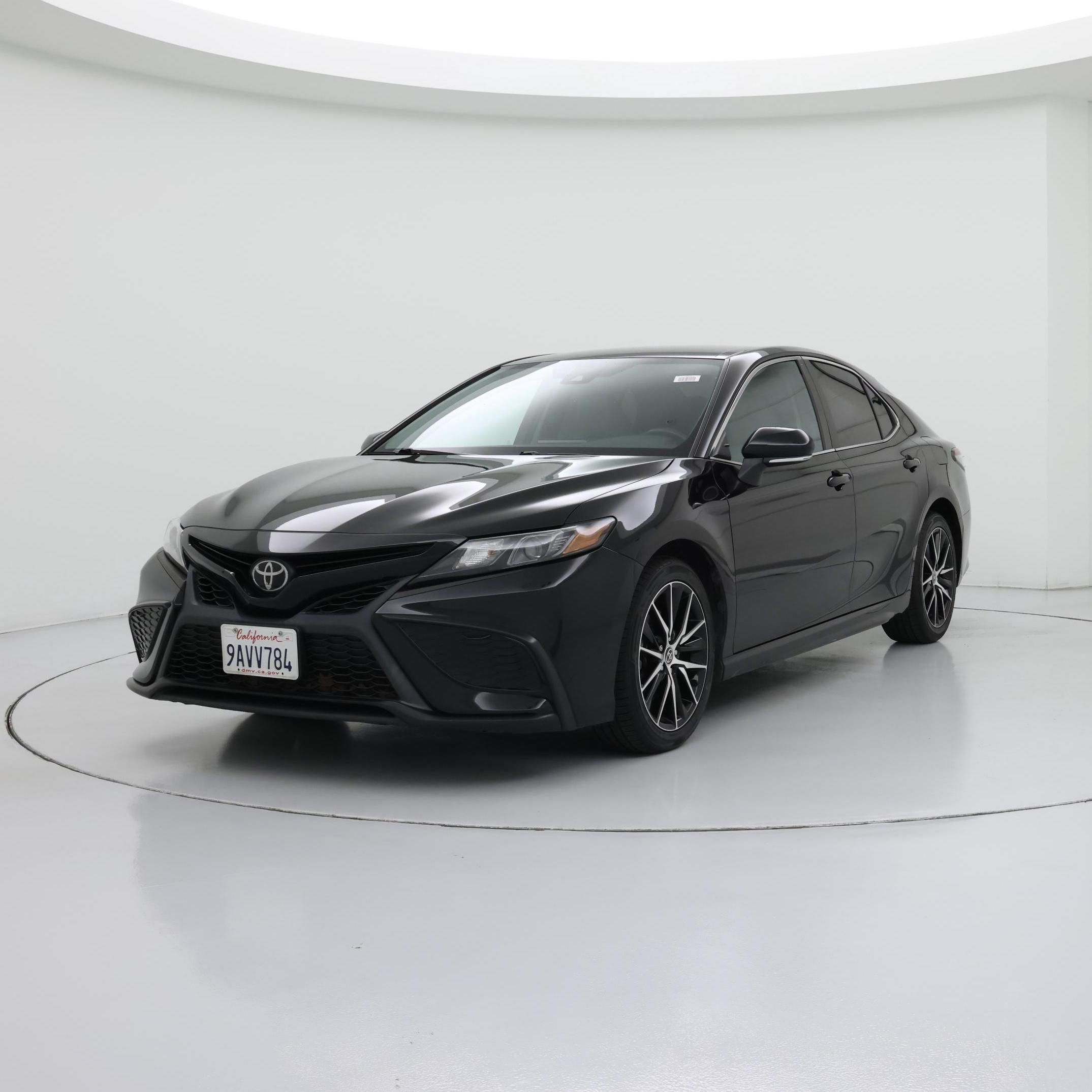 Thumbnail: 2022 Toyota Camry - 4