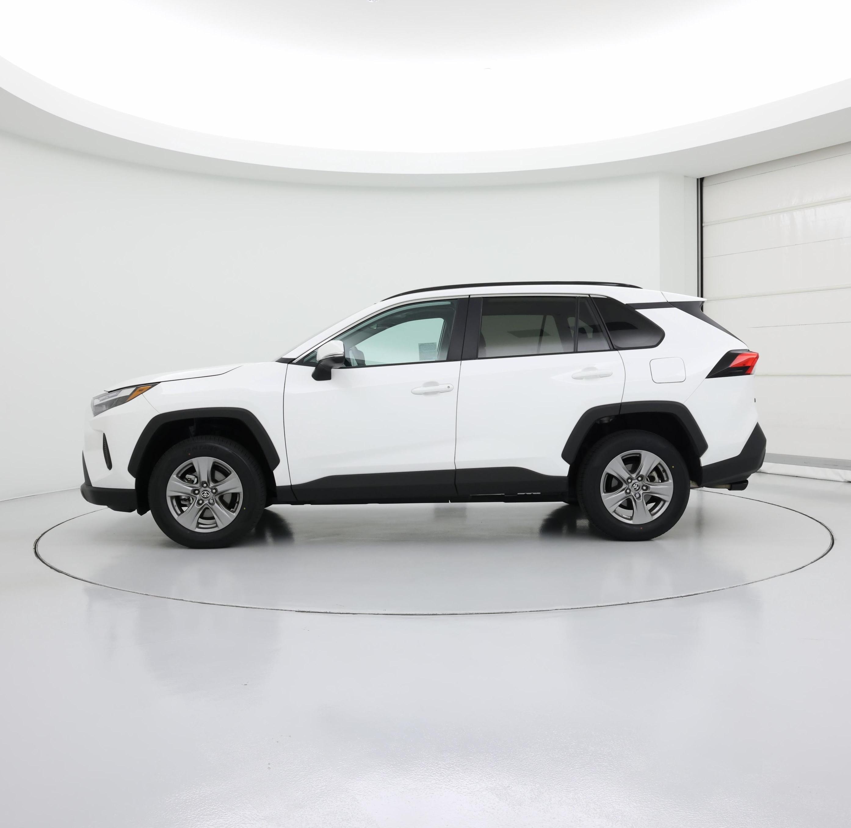 Thumbnail: 2024 Toyota RAV4 - 3
