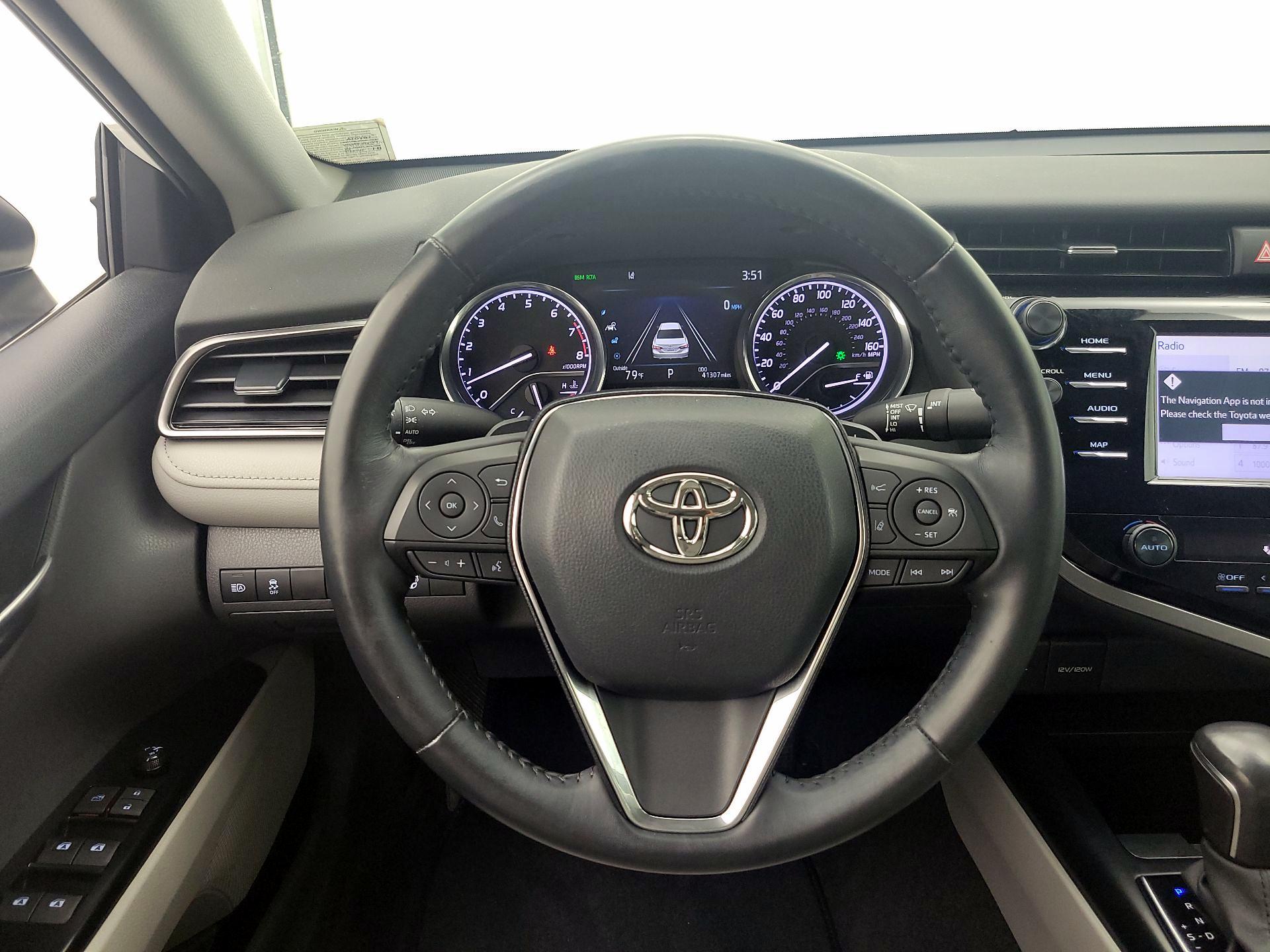 Thumbnail: 2020 Toyota Camry - 10