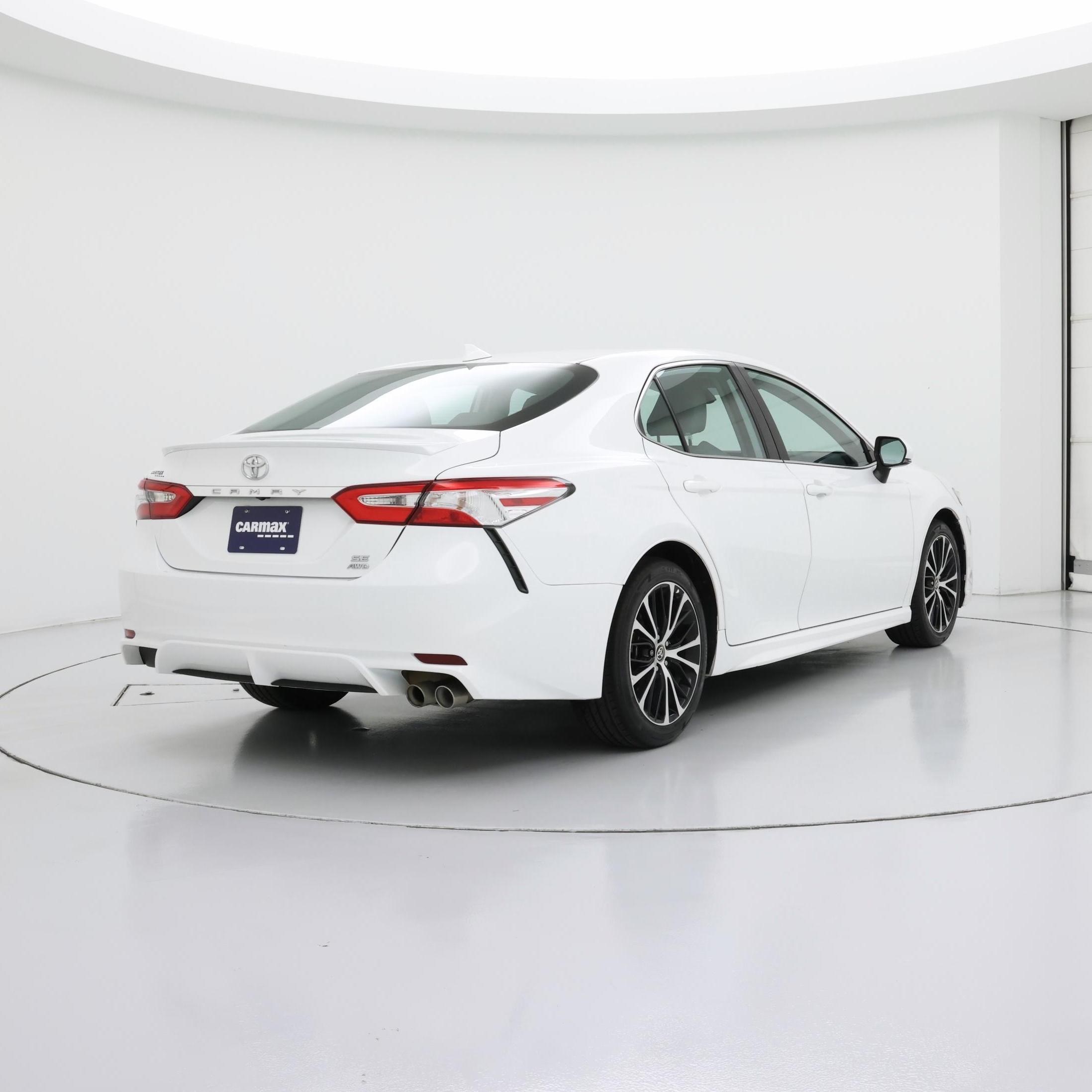 Thumbnail: 2020 Toyota Camry - 8