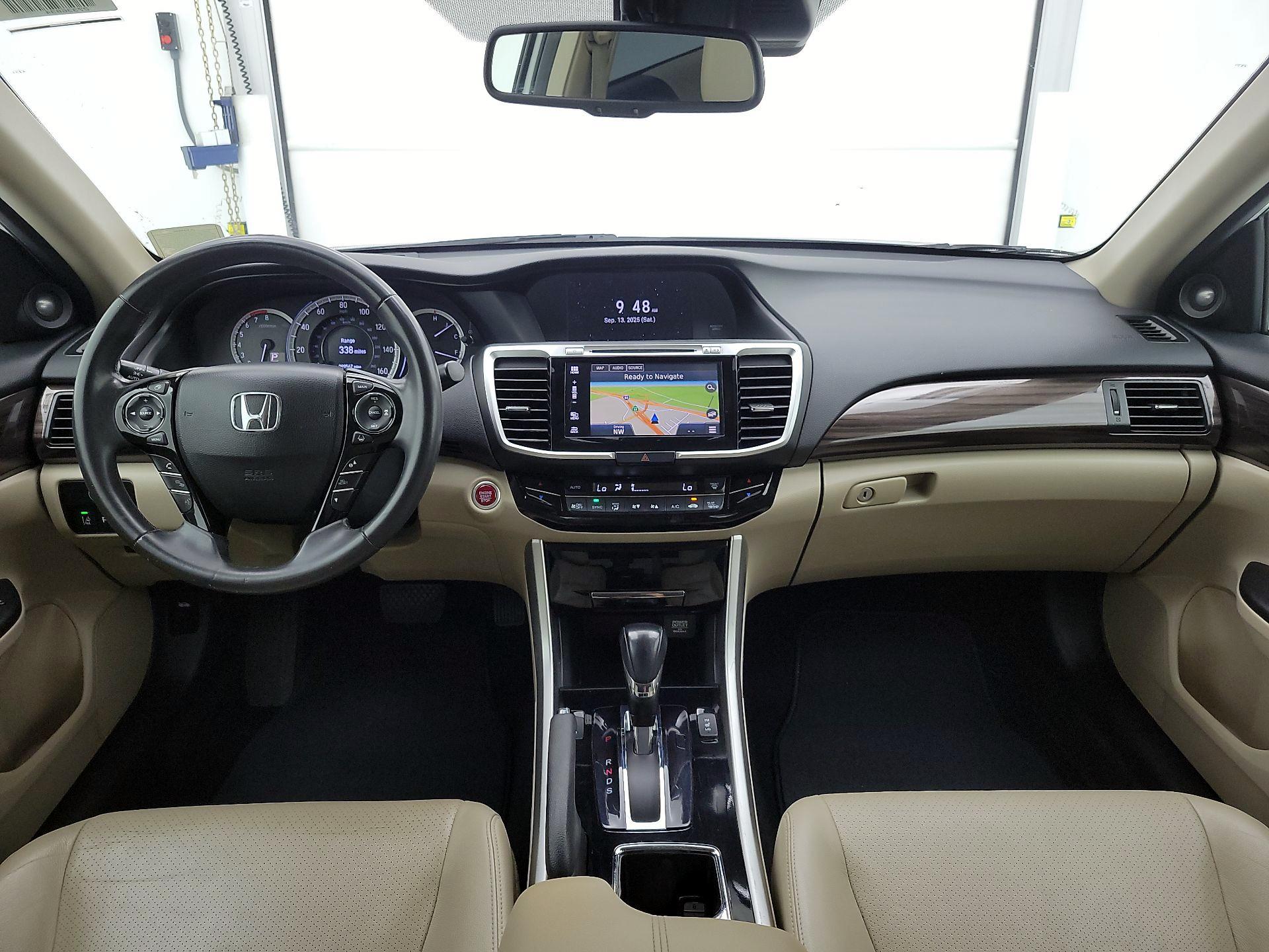 Thumbnail: 2016 Honda Accord - 9