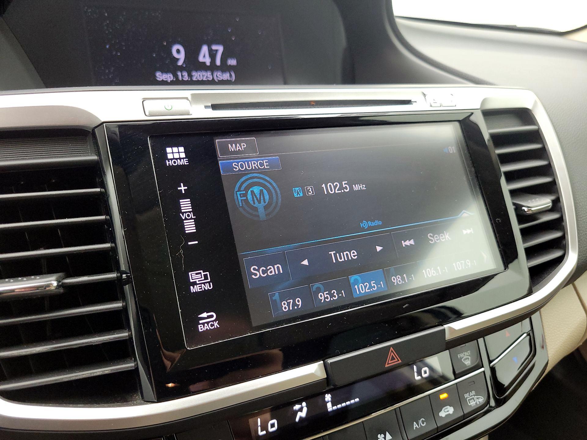 Thumbnail: 2016 Honda Accord - 16