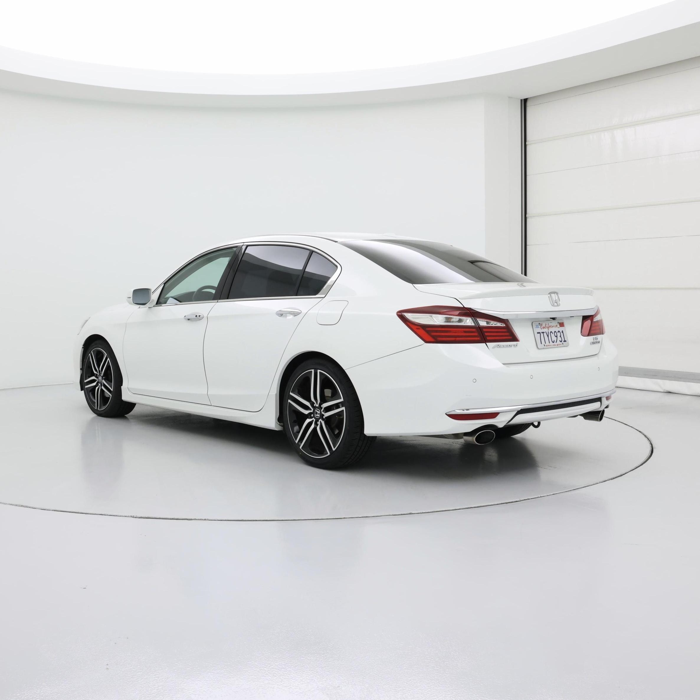 Thumbnail: 2016 Honda Accord - 2