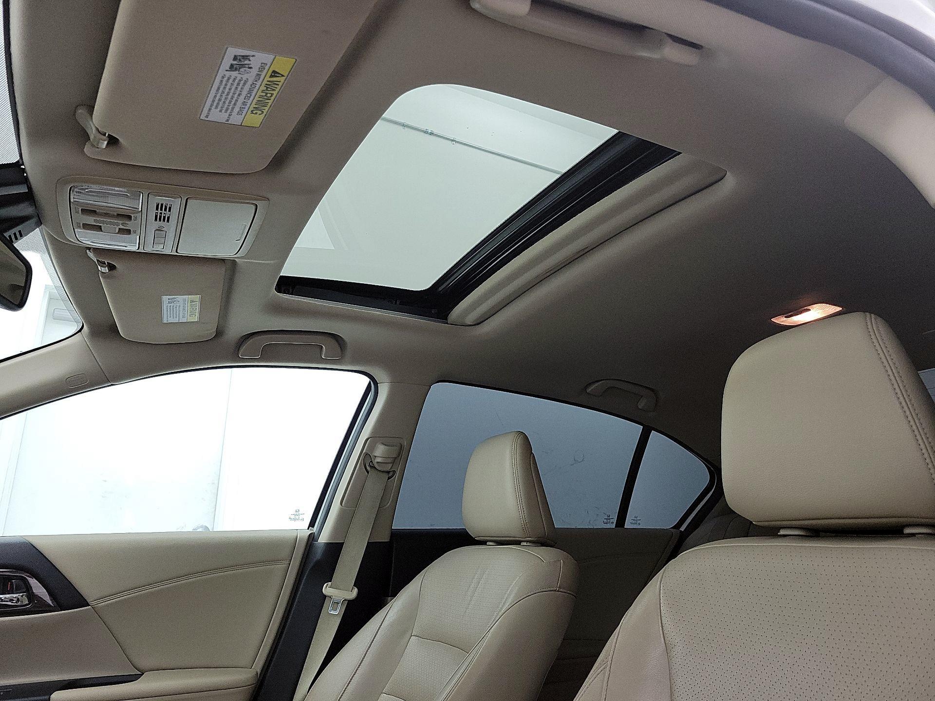 Thumbnail: 2016 Honda Accord - 20