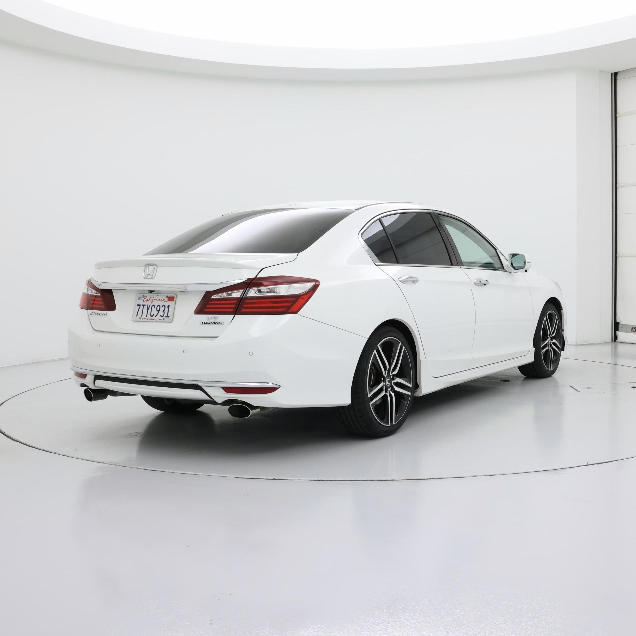 Thumbnail: 2016 Honda Accord - 8