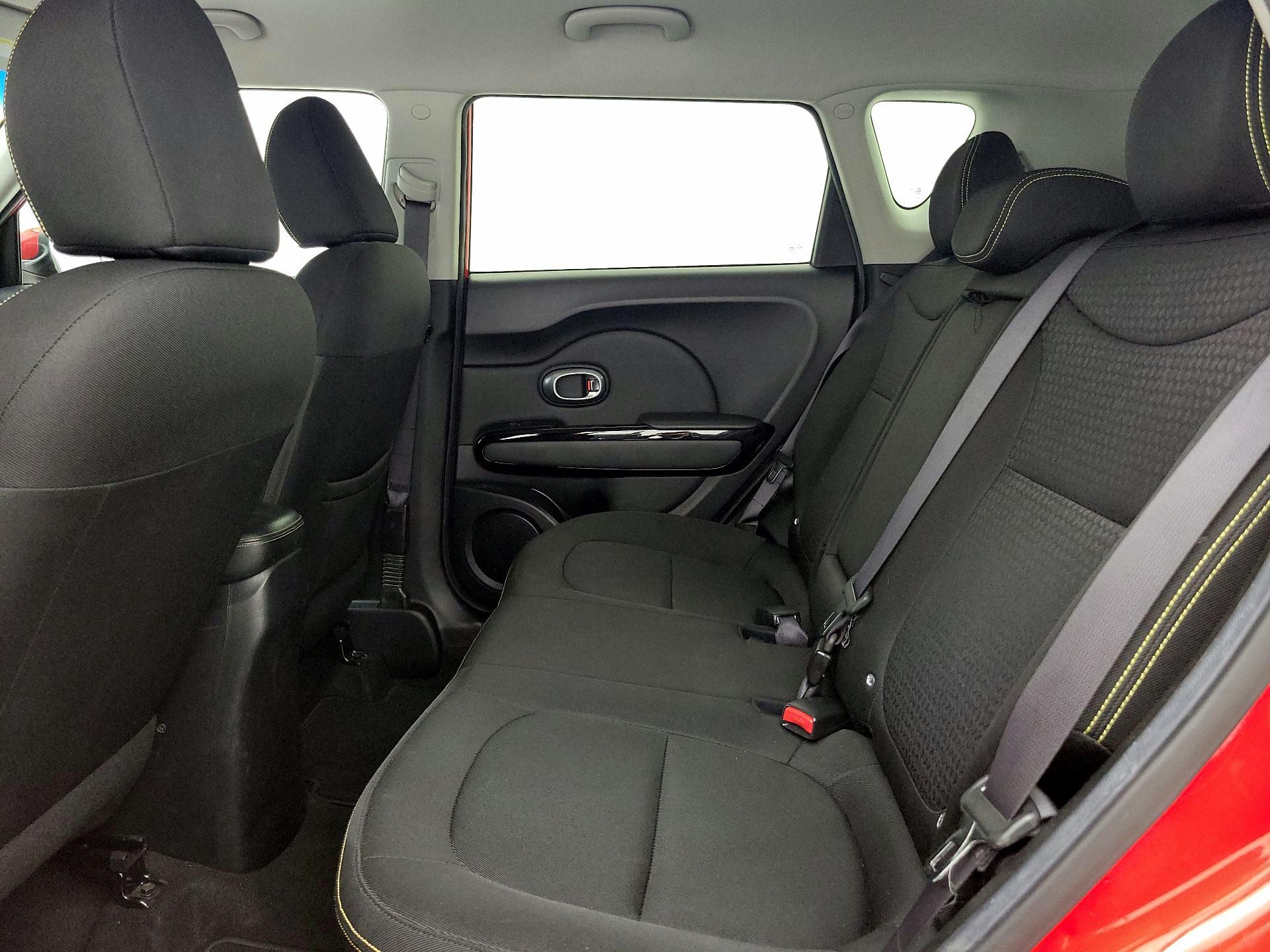 Thumbnail: 2015 Kia Soul - 20